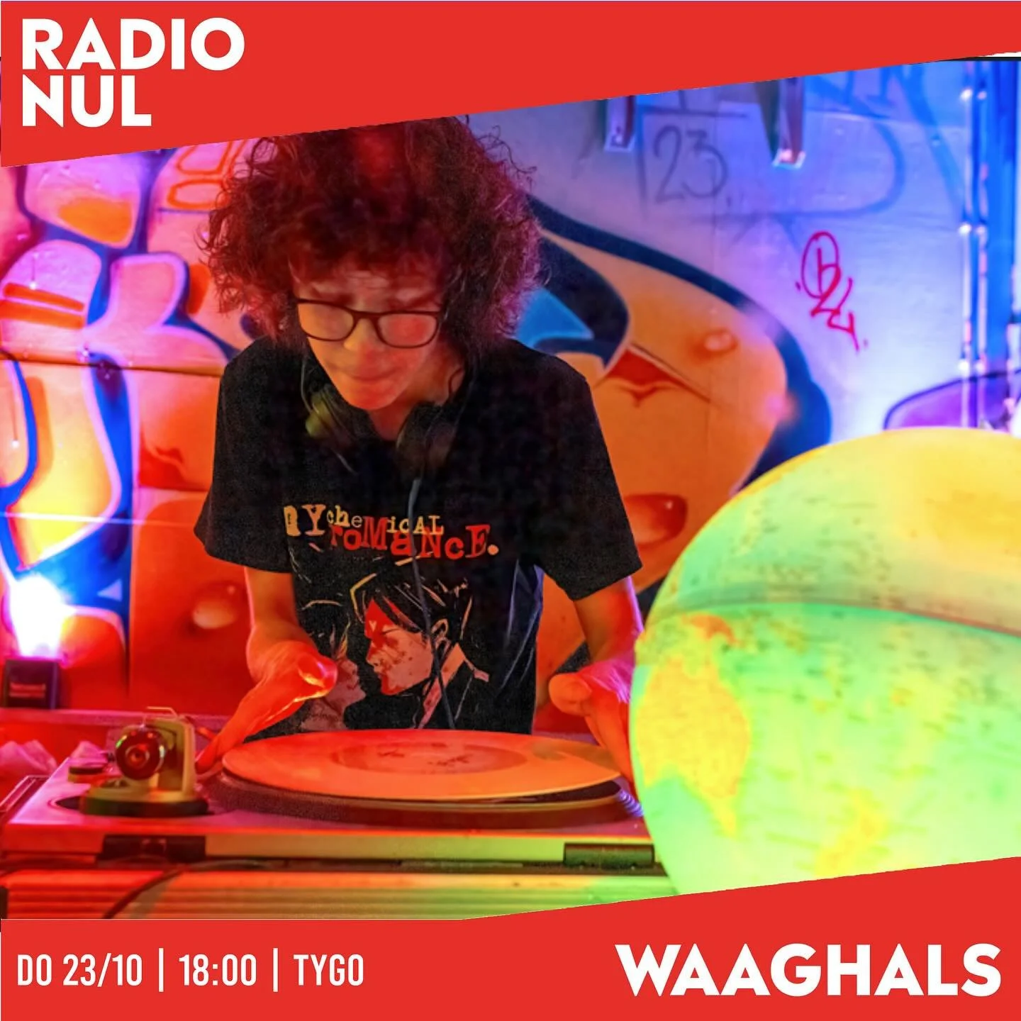 Radio @waaghalsnl met Tygo, Yash, Left Bank &amp; J Smoke /// 

18:00-19:30 @tygo2208 
19:30-20:00 @cosmicdreamclub 
20:00-21:00 @multiversummuziek 
21:00-??? @johnnysmoke68 

/// luister mee via RADIONUL.nl