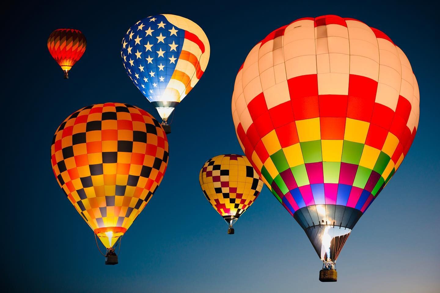 Albuquerque International Balloon Fiesta 2022

#aibf #albuquerque #albuquerqueballoonfiesta #abq #hotairballoon #balloon #balloons #glow #dawnpatrol #instagood #insta #beautiful #transportation @balloonfiesta