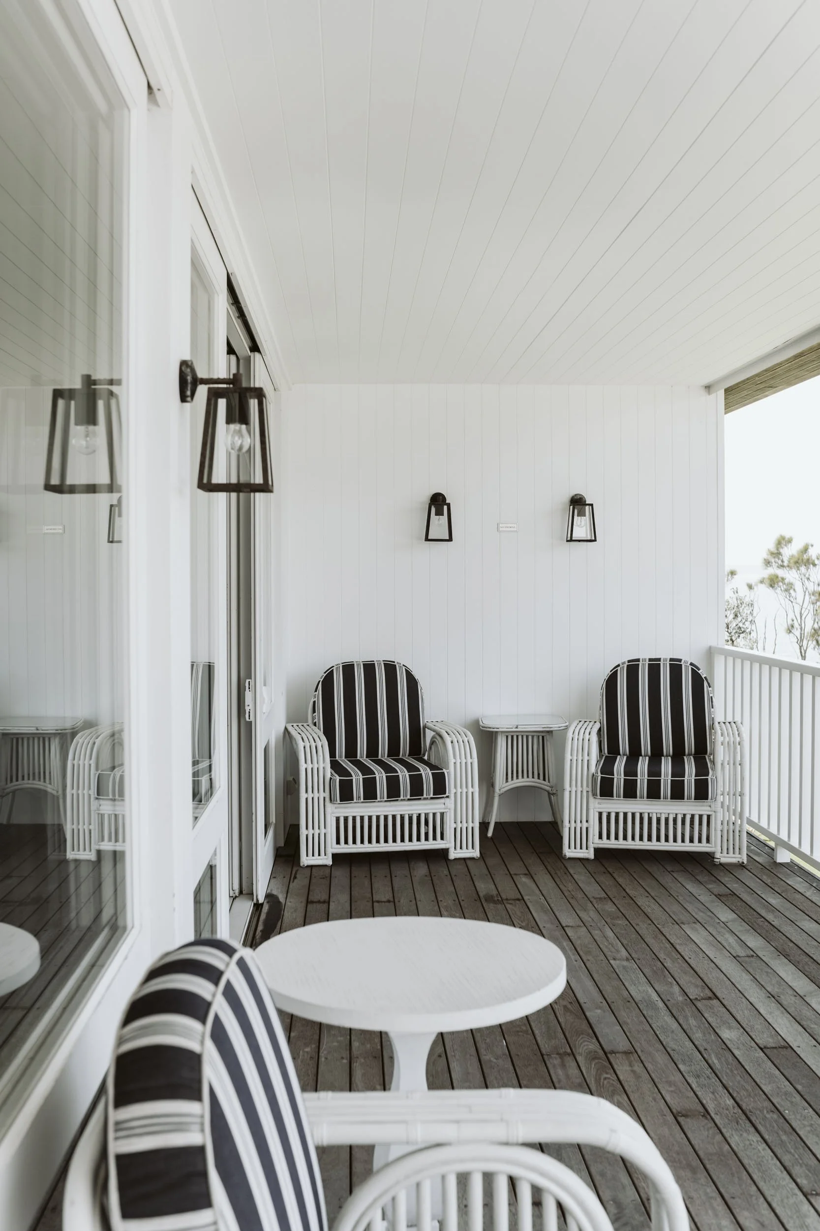 Interior of Collette Dinnigan Suite 30 renovation by New View Building Solutions