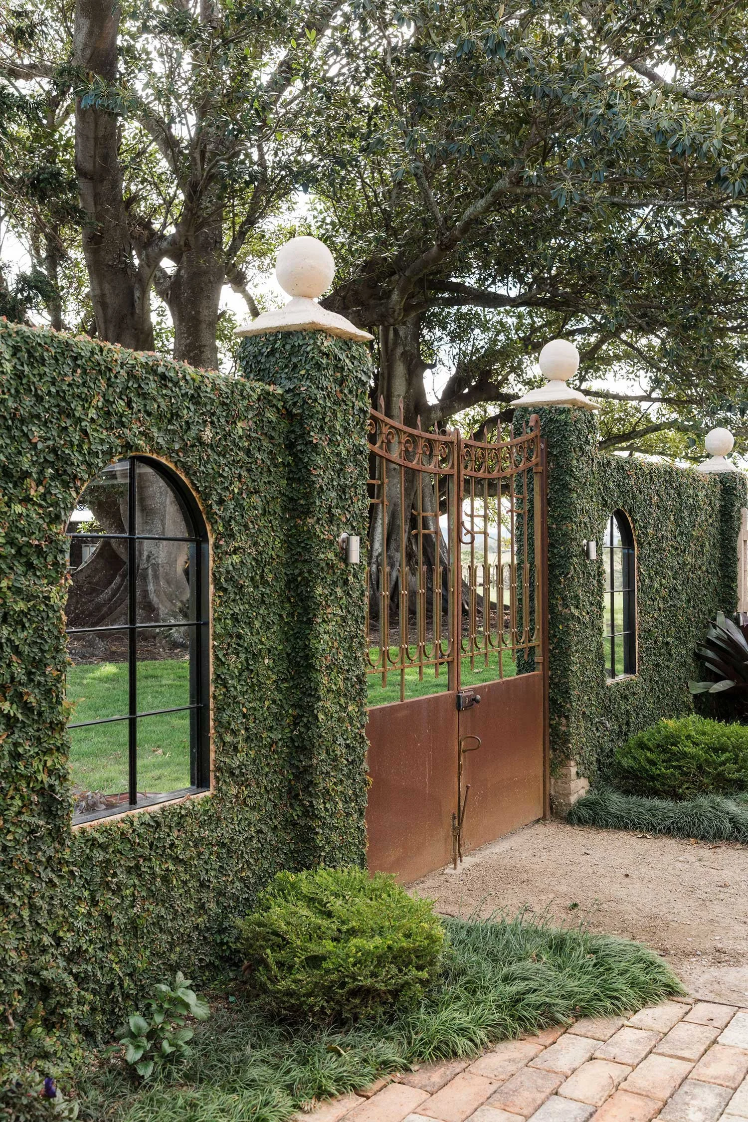 Exterior of the Mount Airlie House, Milton heritage restoration by New View Building Solutions