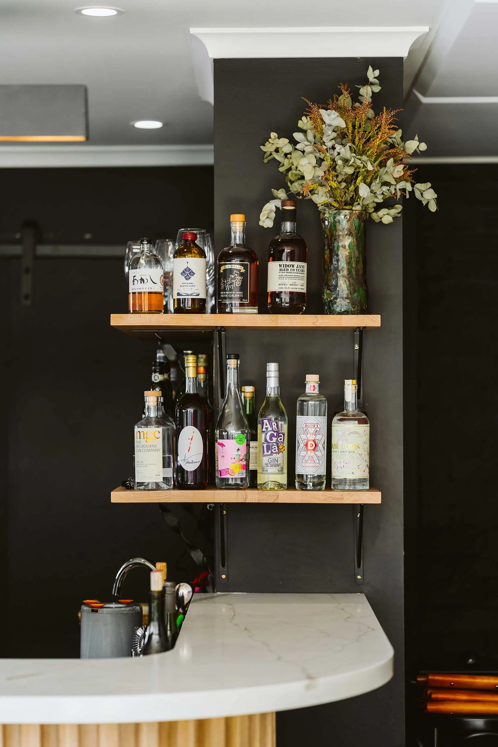 Bar detail Small Town Bistro, Milton