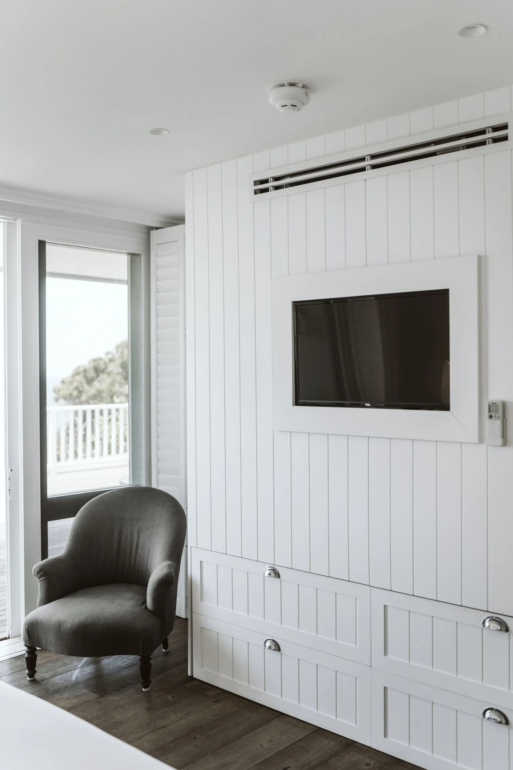 Interior of Collette Dinnigan Suite 30 renovation by New View Building Solutions