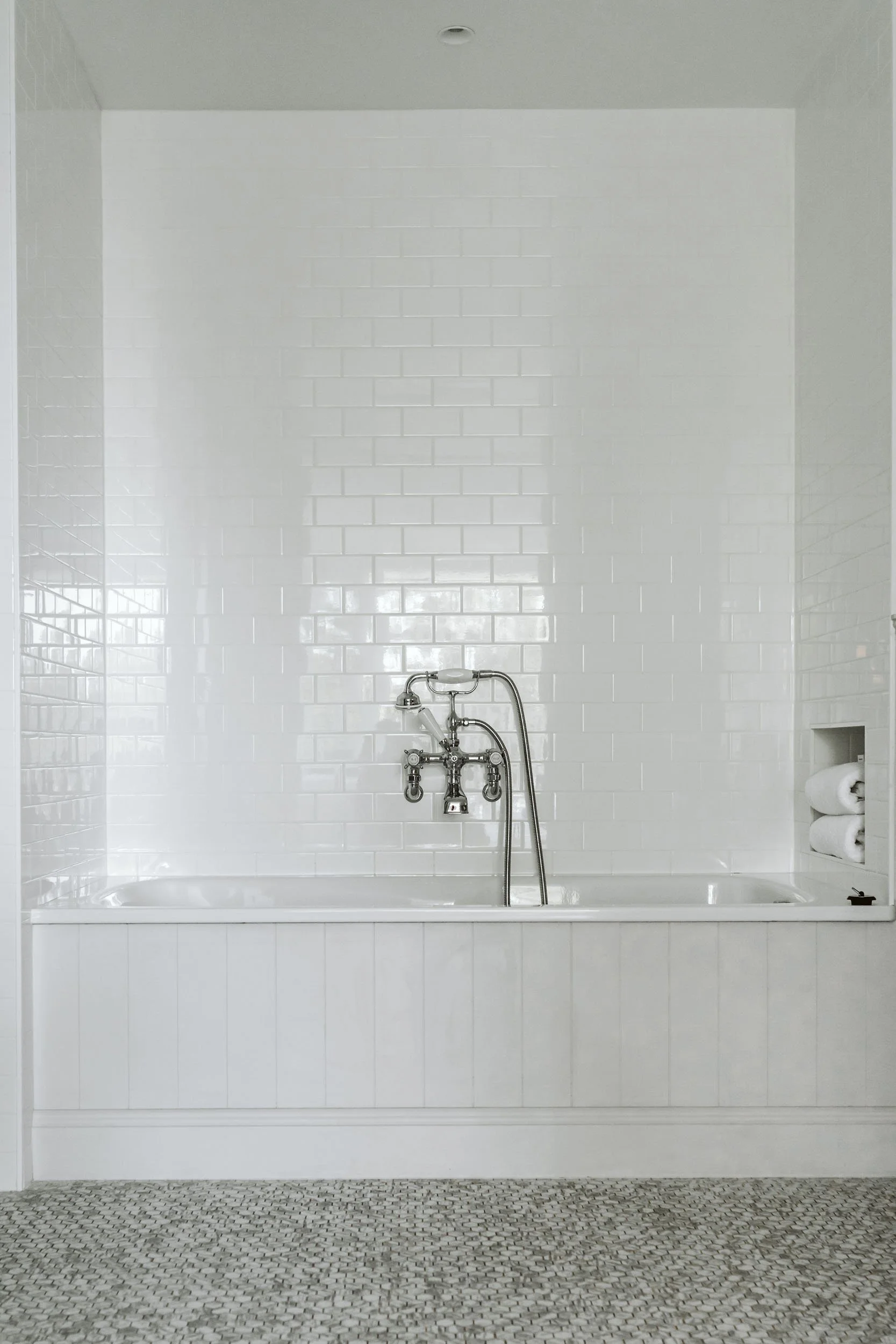 Interior of Collette Dinnigan Suite 29 renovation by New View Building Solutions