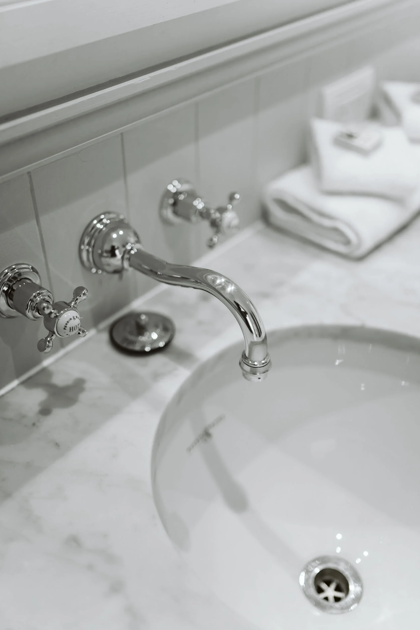 Interior of Collette Dinnigan Suite 30 renovation by New View Building Solutions