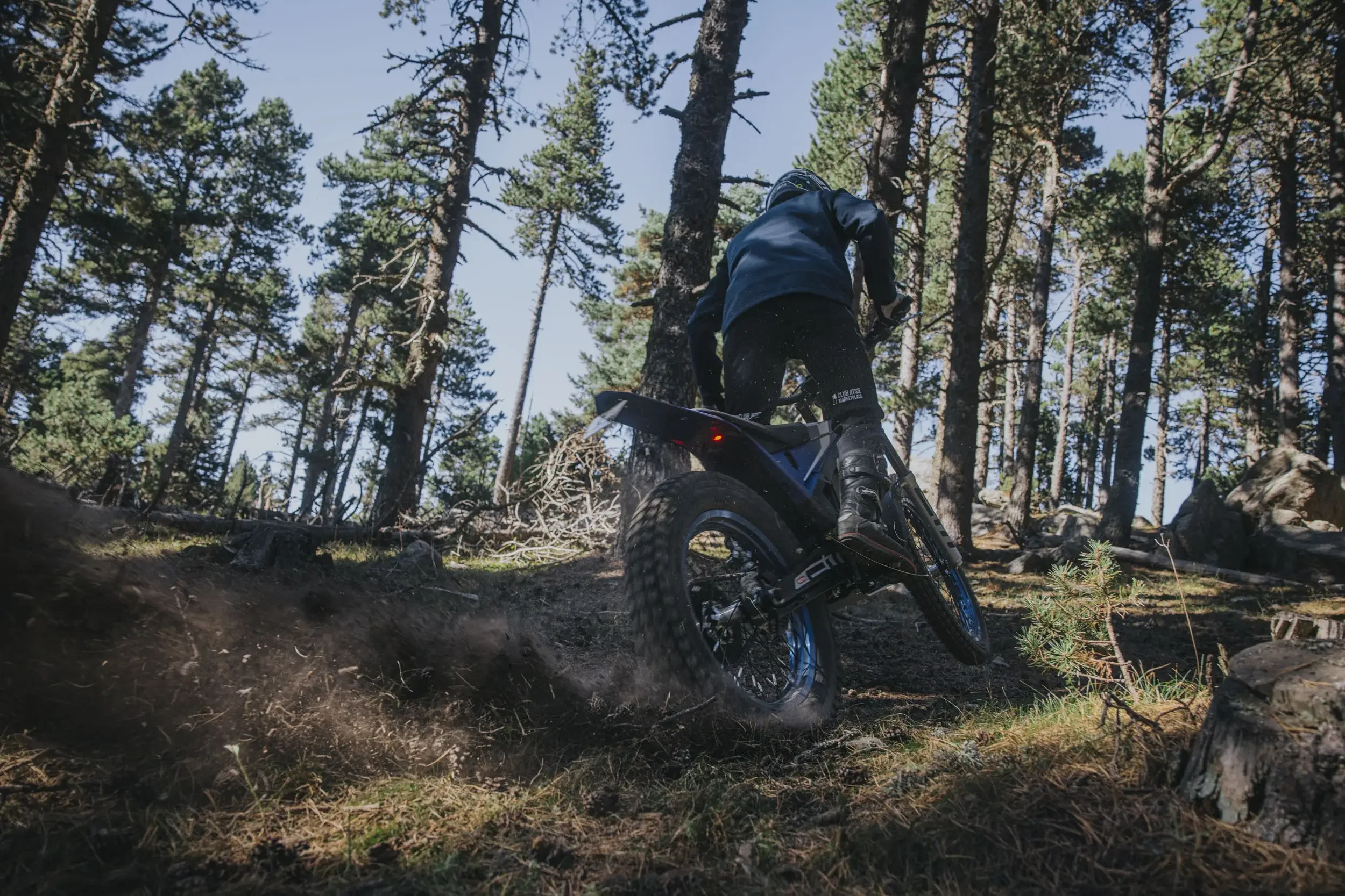 escape-electric-motion-082026-7_2500x1667.webp