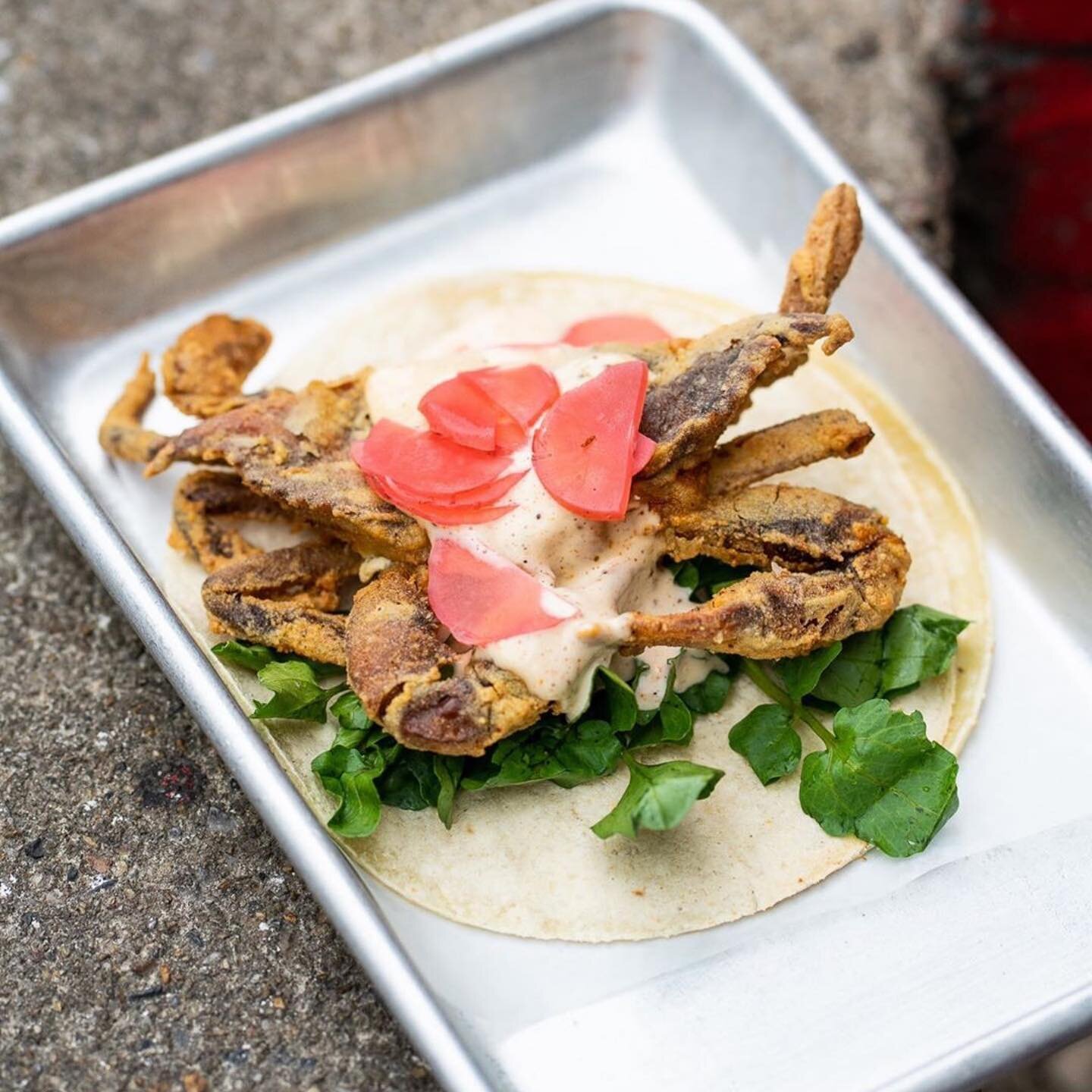 Get it while it&rsquo;s hot!! Have you tried our Fried Softshell Crab Taco?? Tell us what you think below! 👇🏽