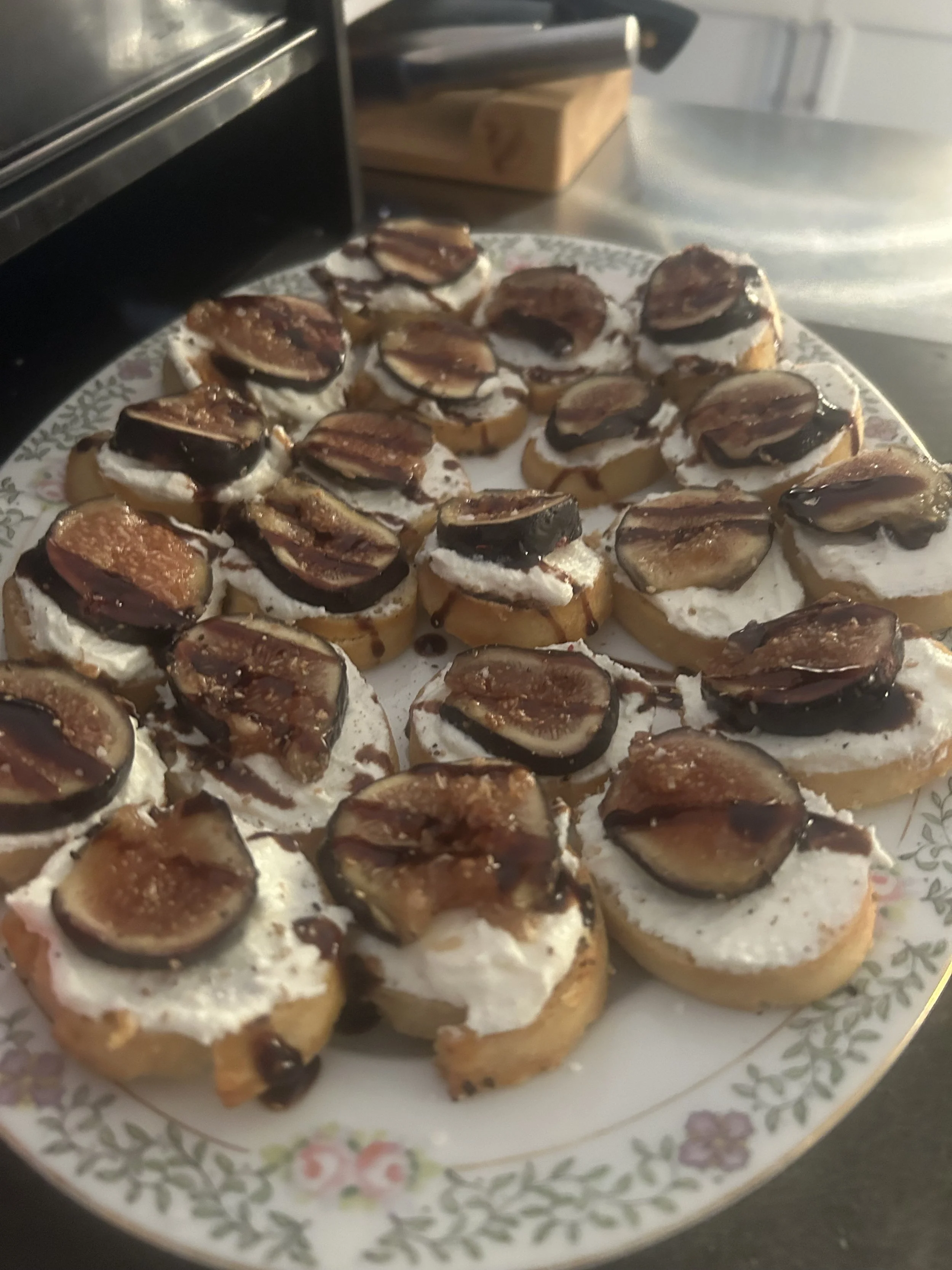 Roasted Fig Crostini
