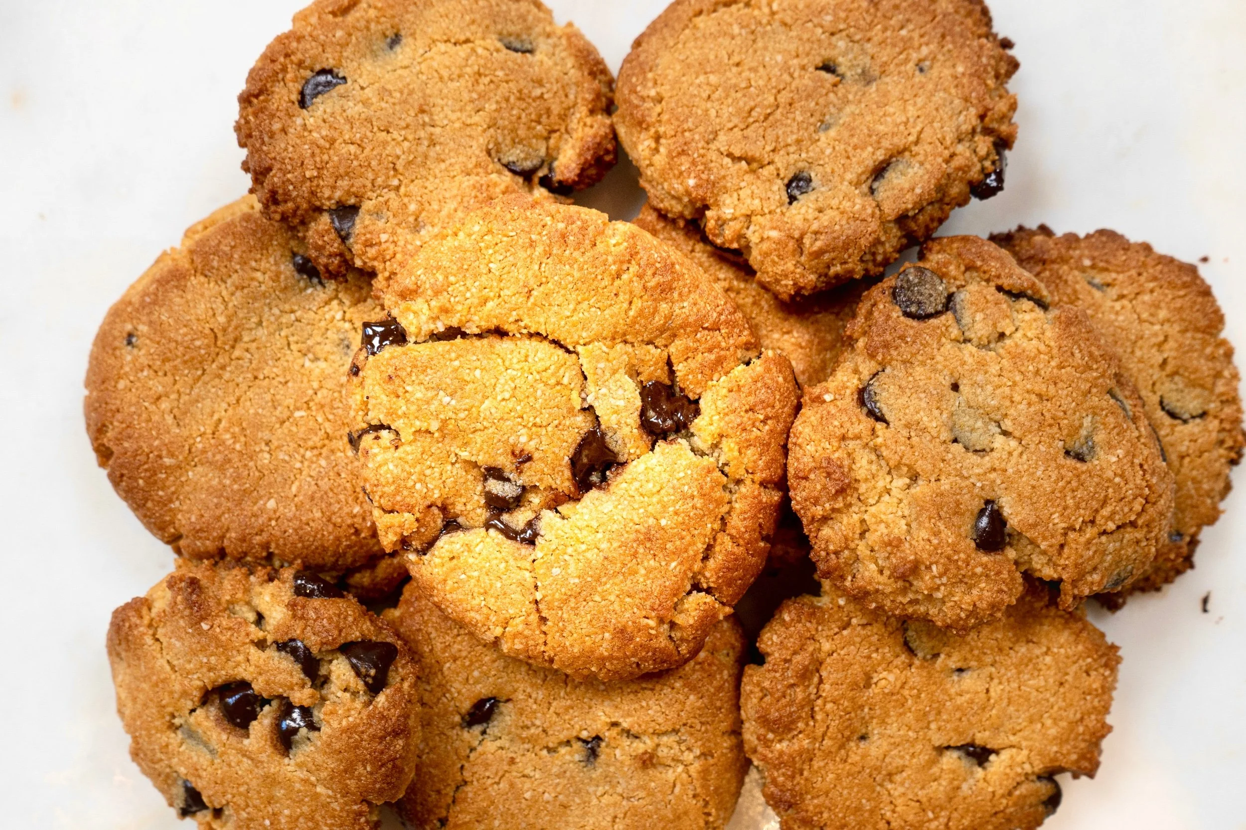 Air Fryer Chocolate Chip Cookies