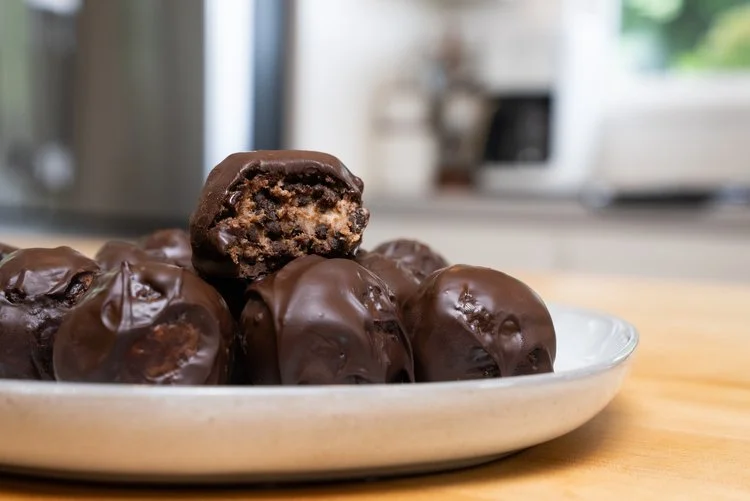 3 Ingredient Oreo Truffles