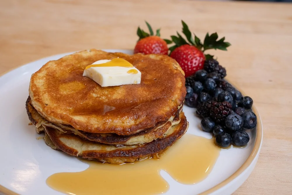 4 Ingredient Fluffy Pancakes