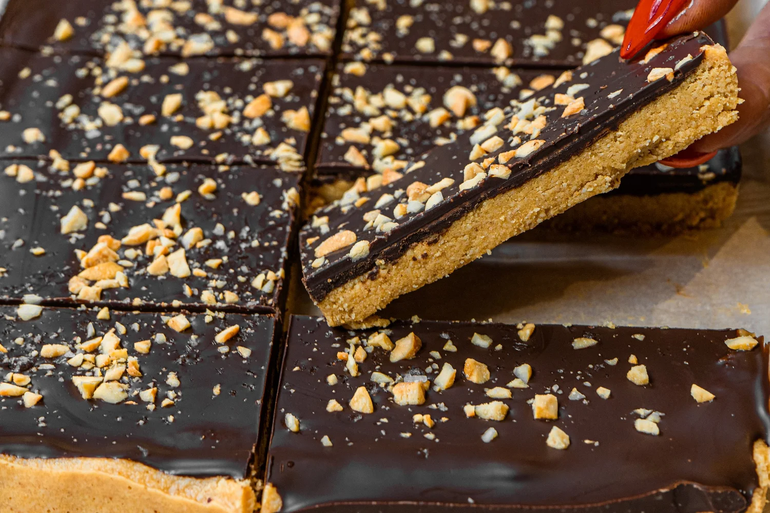 No Bake Keto Chocolate Peanut Butter Bars — Low Carb Love™