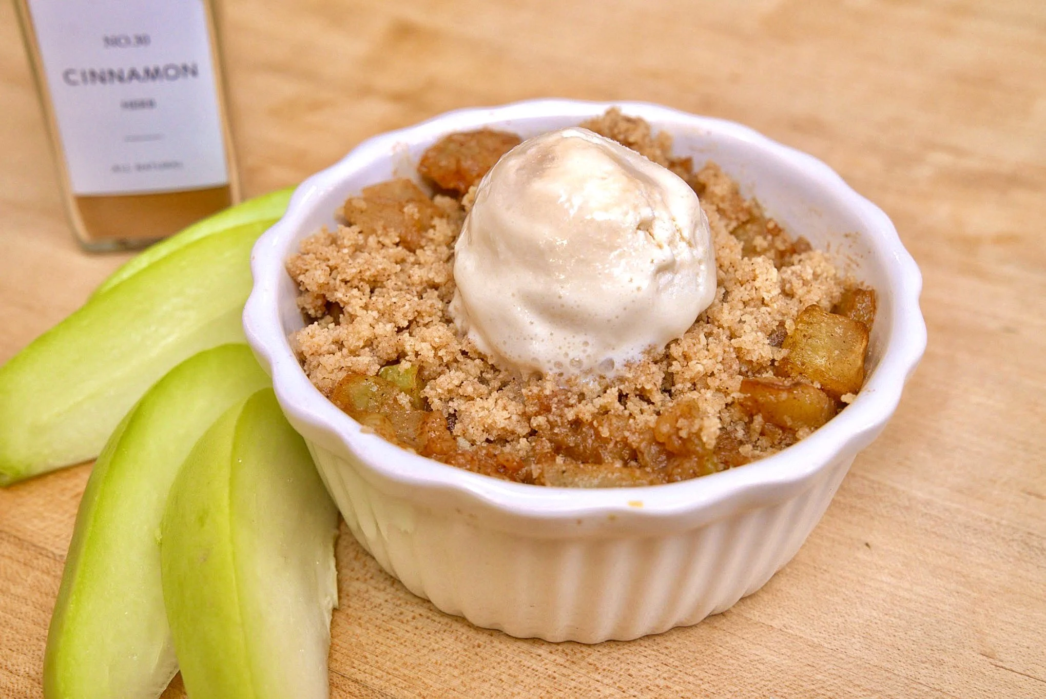 90 Second Apple Pie — Low Carb Love™