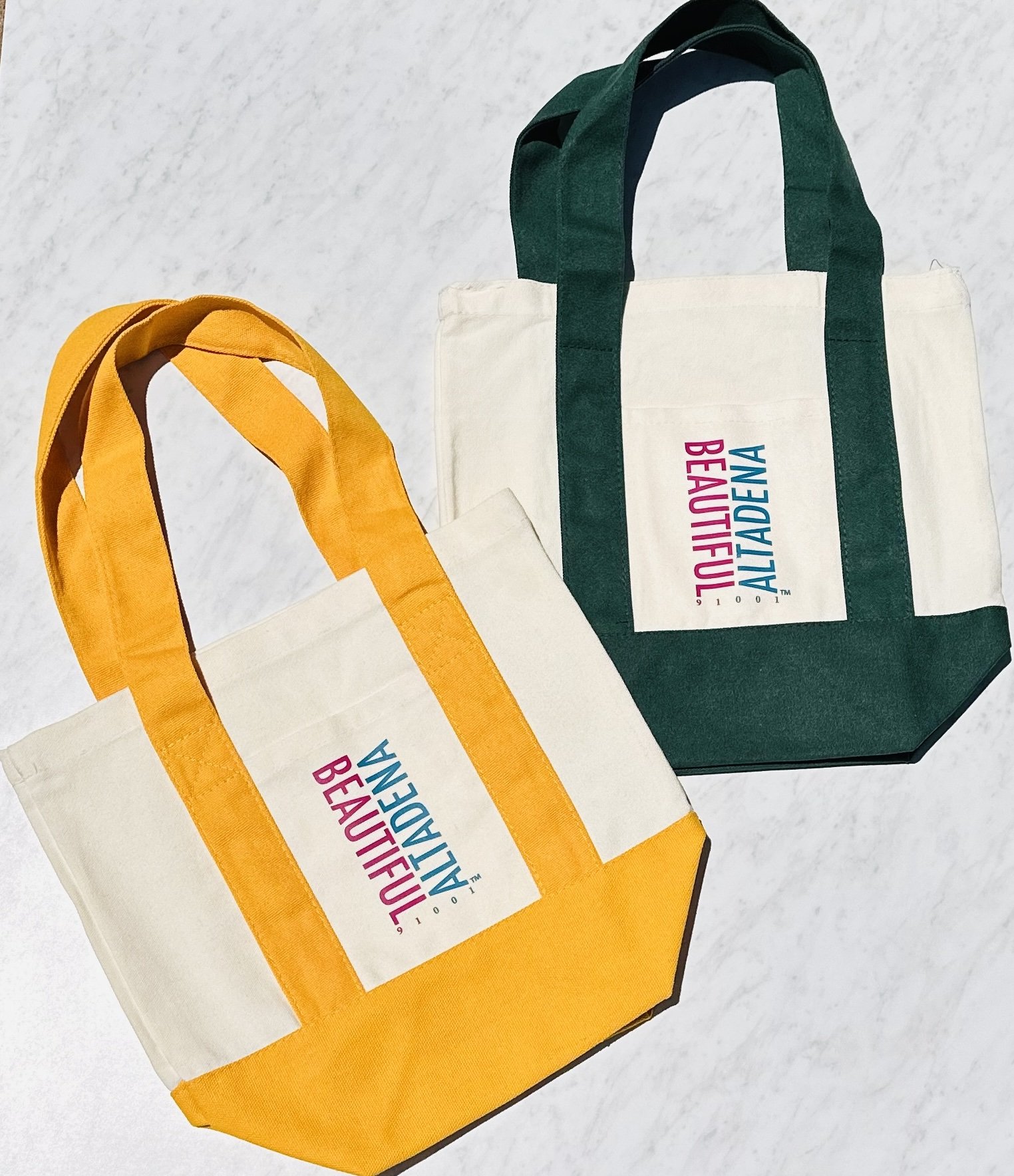 Beautiful Altadena 91001™ Small Tote Bag