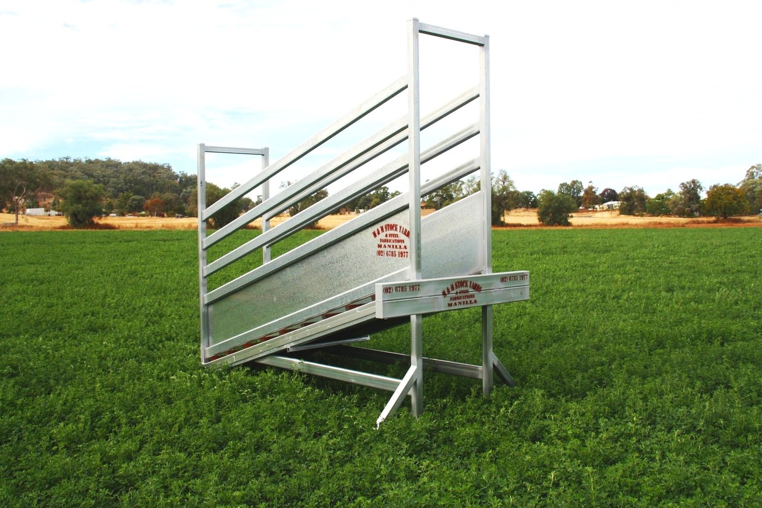Loading Ramps — M&M Stockyards | Building Quality Australian Stockyards ...