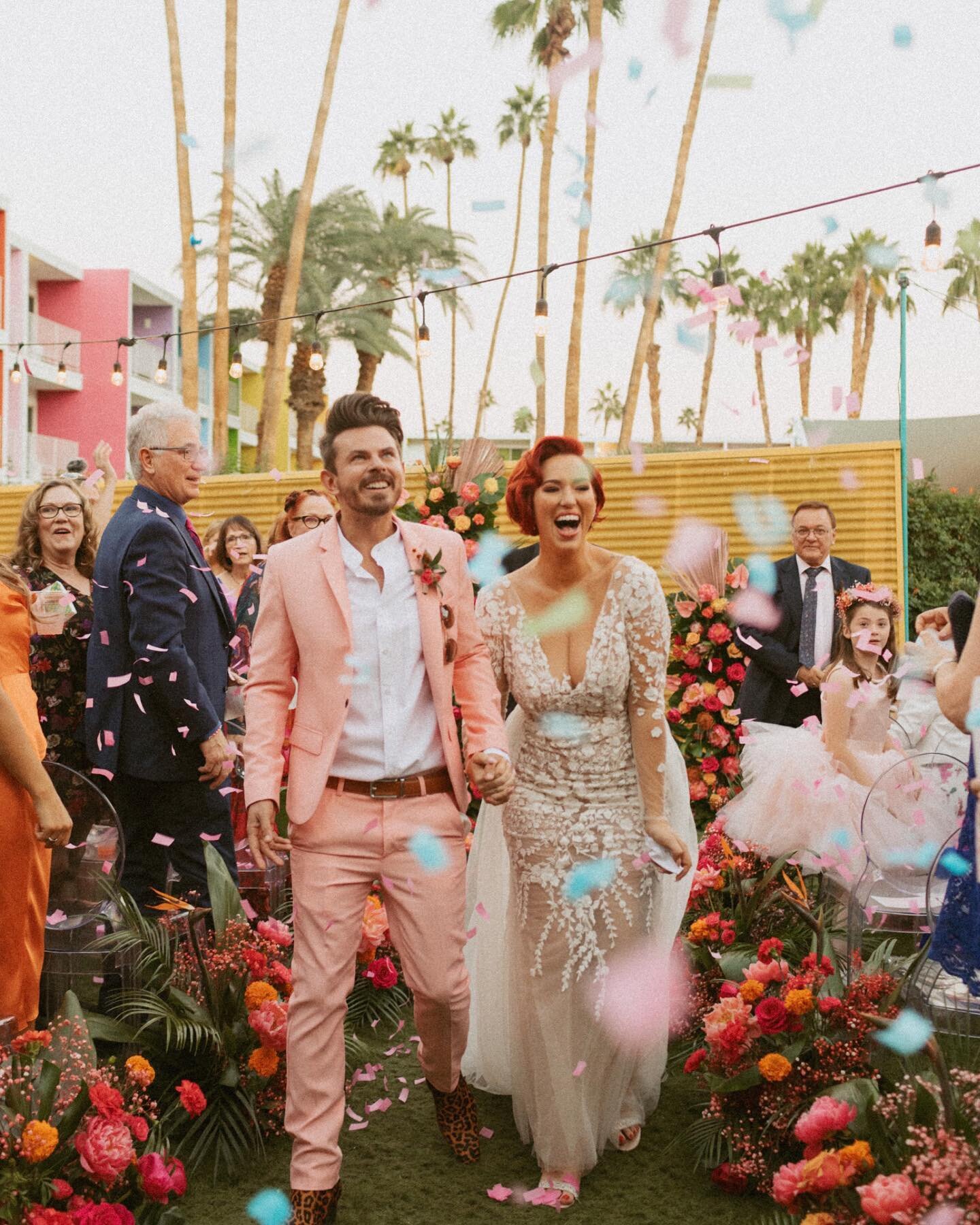 We love a happily ever after.

#palmspringsweddings #saguarohotel #desertweddinginspo #colorfulwedding