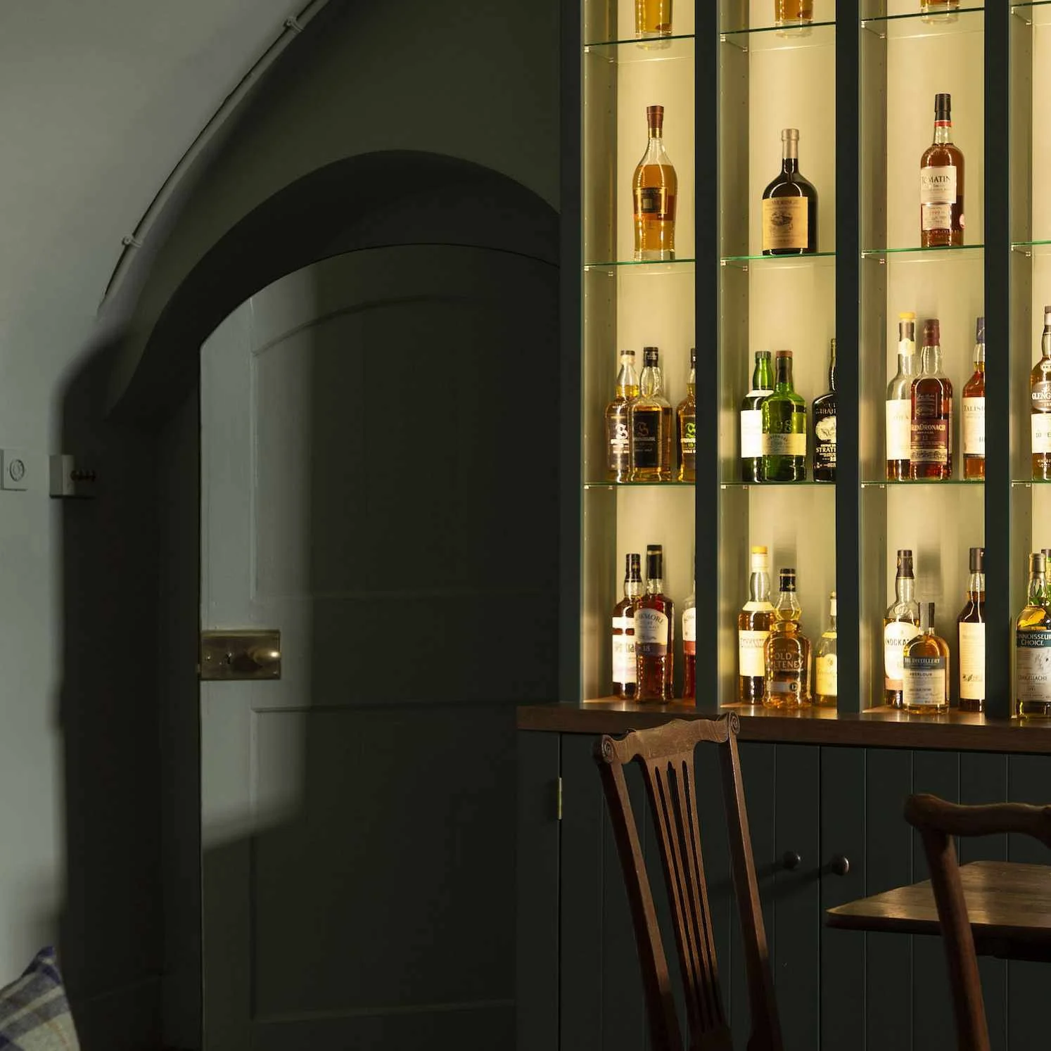 kinross_house_whiskylibrary.1494x1494.jpg