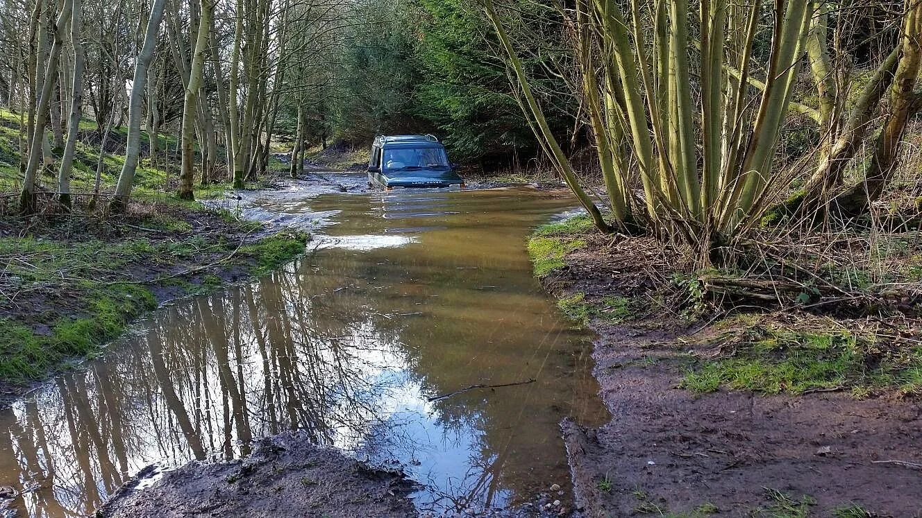 4x4-driving-through-water-2.jpeg