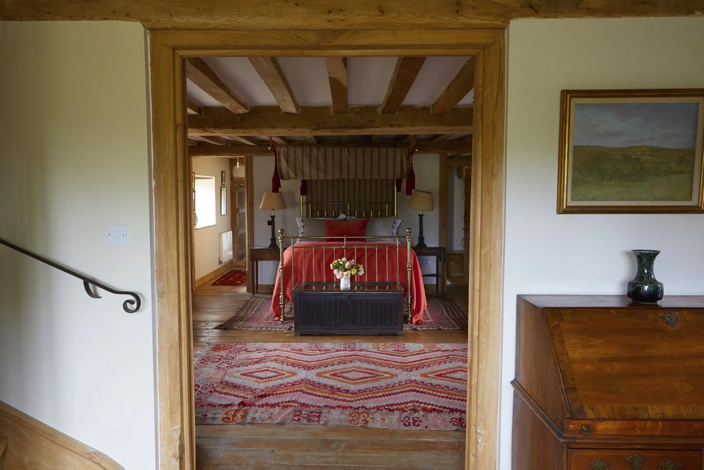 17-06-29LADYDBEDROOM019 copy 2.jpg