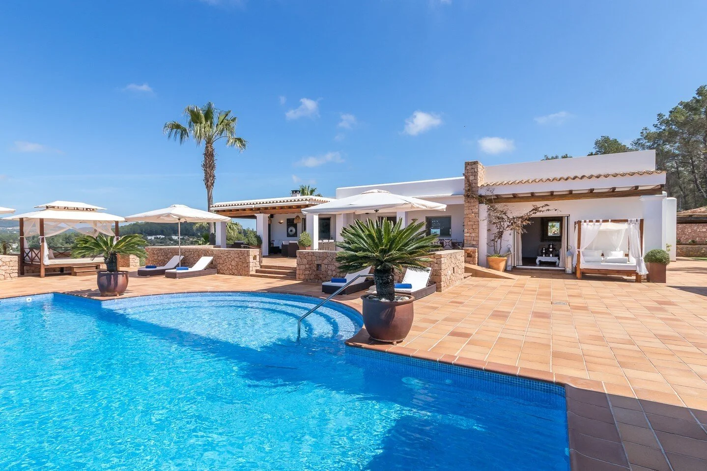 Late summer availability at this stunning Ibiza villa, sleeps 12.  With the village of Santa Gertrudis &ndash; frequently labelled as the loveliest village on the island &ndash; around a kilometre away, Villa Can Alma is ideal for those who would lik