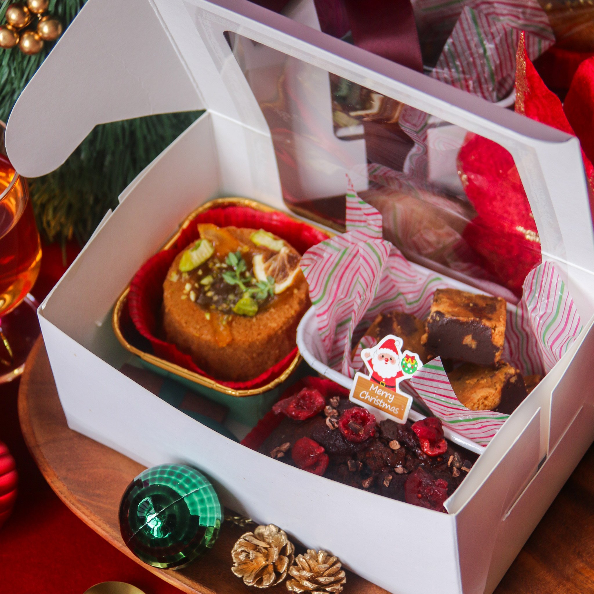 Christmas-Bake-Box-Bundle-Of-Well-Wishes-WellSmoocht-2.jpg