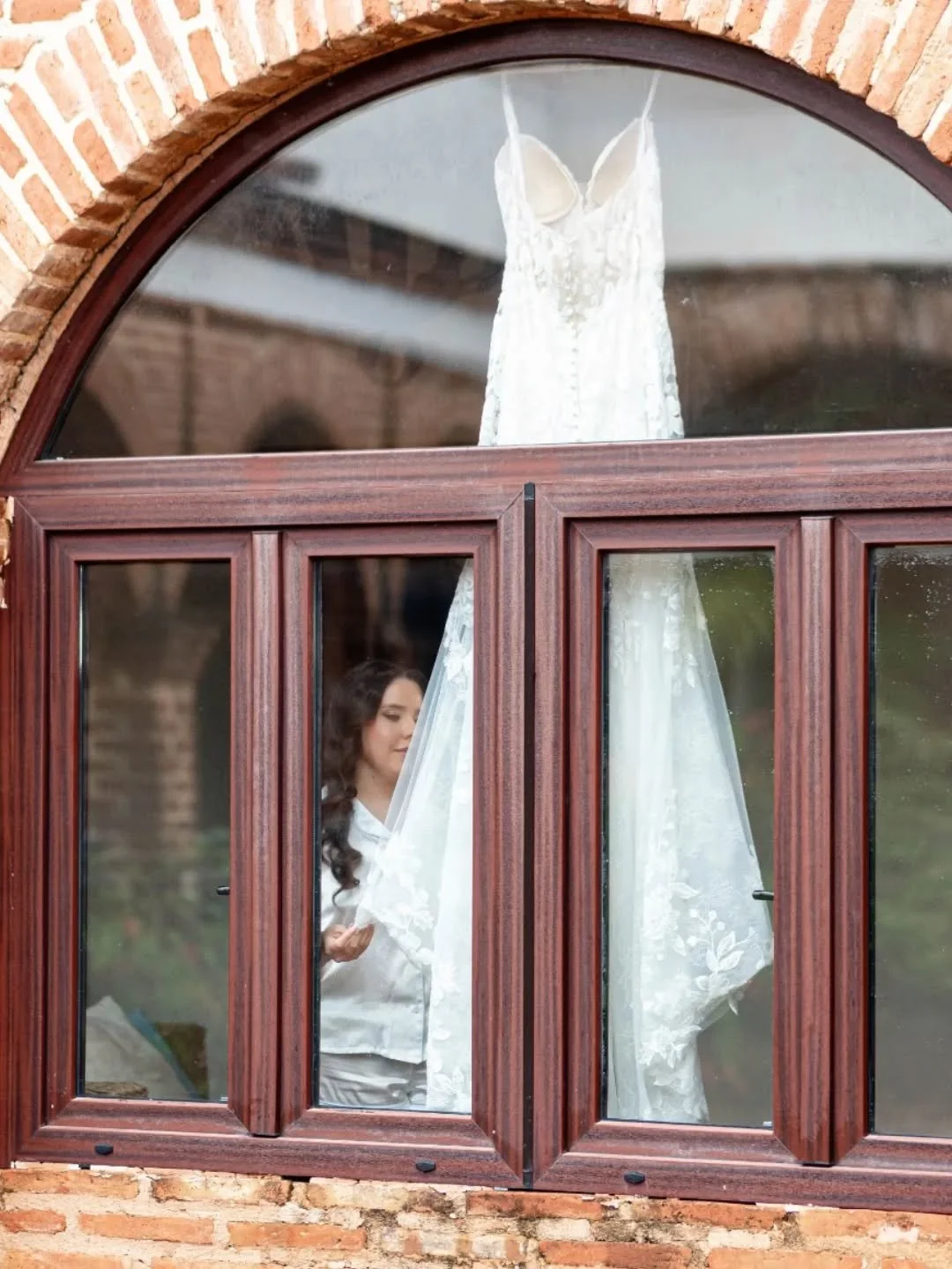 Destination Wedding Melanie + Christopher 🥰⁠

Agarrados de Dios pudimos concluir 3 D&iacute;as de Celebraci&oacute;n, bajo la inclemencia del clima, pero lo Logramos gracias a nuestro super equipazo de colaboradores
⁠
un terreno m&aacute;s Ganado, G
