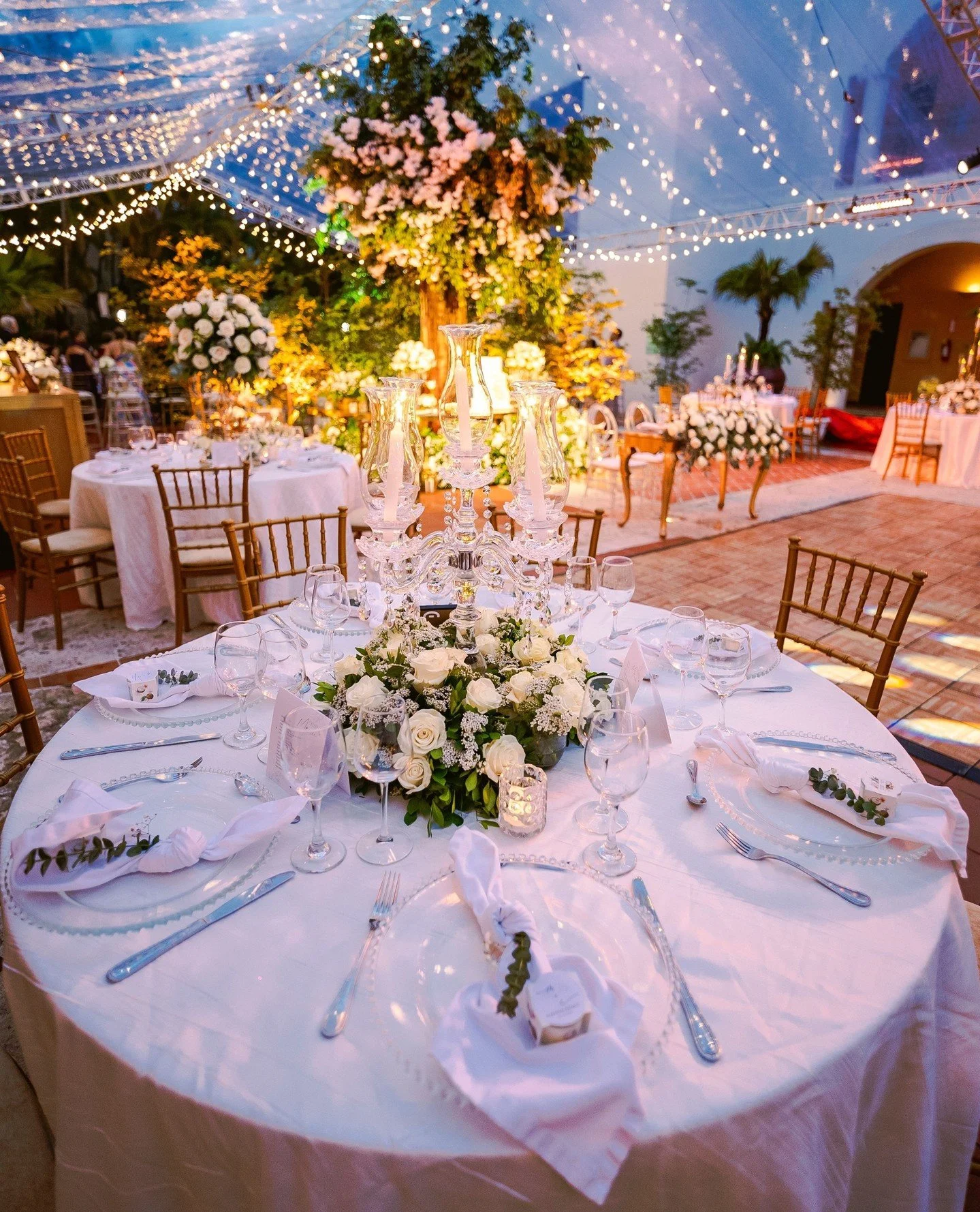 Hermosa Wedding Melanie + Christopher 🥰⁠
⁠
LUXURY WEDDING EVENT PLANNER &amp; DESIGN💮⁠ ⁠ ⁠
⁠
Tu Boda o Evento Tal Como la So&ntilde;aste con @asdetalles, HAZ TU CITA VIRTUAL WhatsApp 1.407.535.3405, 1.829.591.3405 asdetalles@hotmail.com, www.asdeta