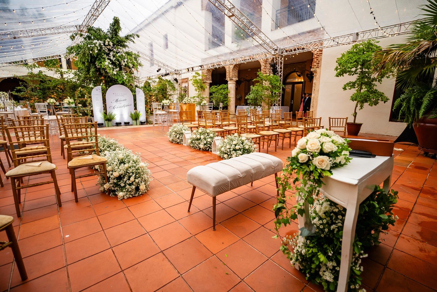 Destination Wedding M + C  Ceremony Area ✨ ⁠
⁠
LUXURY WEDDING EVENT PLANNER &amp; DESIGN💮⁠ ⁠ ⁠
⁠
Tu Boda o Evento Tal Como la So&ntilde;aste con @asdetalles, HAZ TU CITA VIRTUAL WhatsApp 1.407.535.3405, 1.829.591.3405 asdetalles@hotmail.com, www.asd