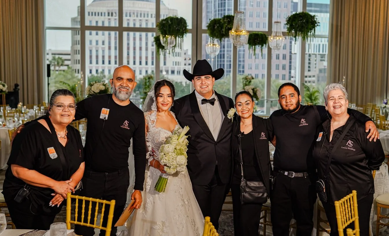 Team AS Detalles Luxury Wedding Orlando FL. Wedding A +O ✨ ⁠
⁠
LUXURY WEDDING EVENT PLANNER &amp; DESIGN💮⁠ ⁠ ⁠
⁠
Tu Boda o Evento Tal Como la So&ntilde;aste con @asdetalles, HAZ TU CITA VIRTUAL WhatsApp 1.407.535.3405, 1.829.591.3405 asdetalles@hotm