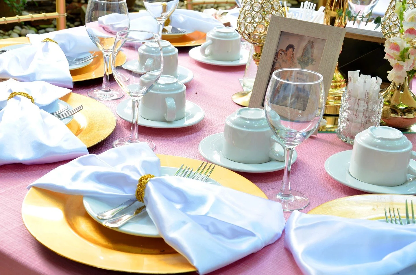 Intimate by AS. Recordando la tarde de te de los 90 de Clara ✨ ⁠
⁠
LUXURY WEDDING EVENT PLANNER &amp; DESIGN💮⁠ ⁠ ⁠
⁠
Tu Boda o Evento Tal Como la So&ntilde;aste con @asdetalles, HAZ TU CITA VIRTUAL WhatsApp 1.407.535.3405, 1.829.591.3405 asdetalles@