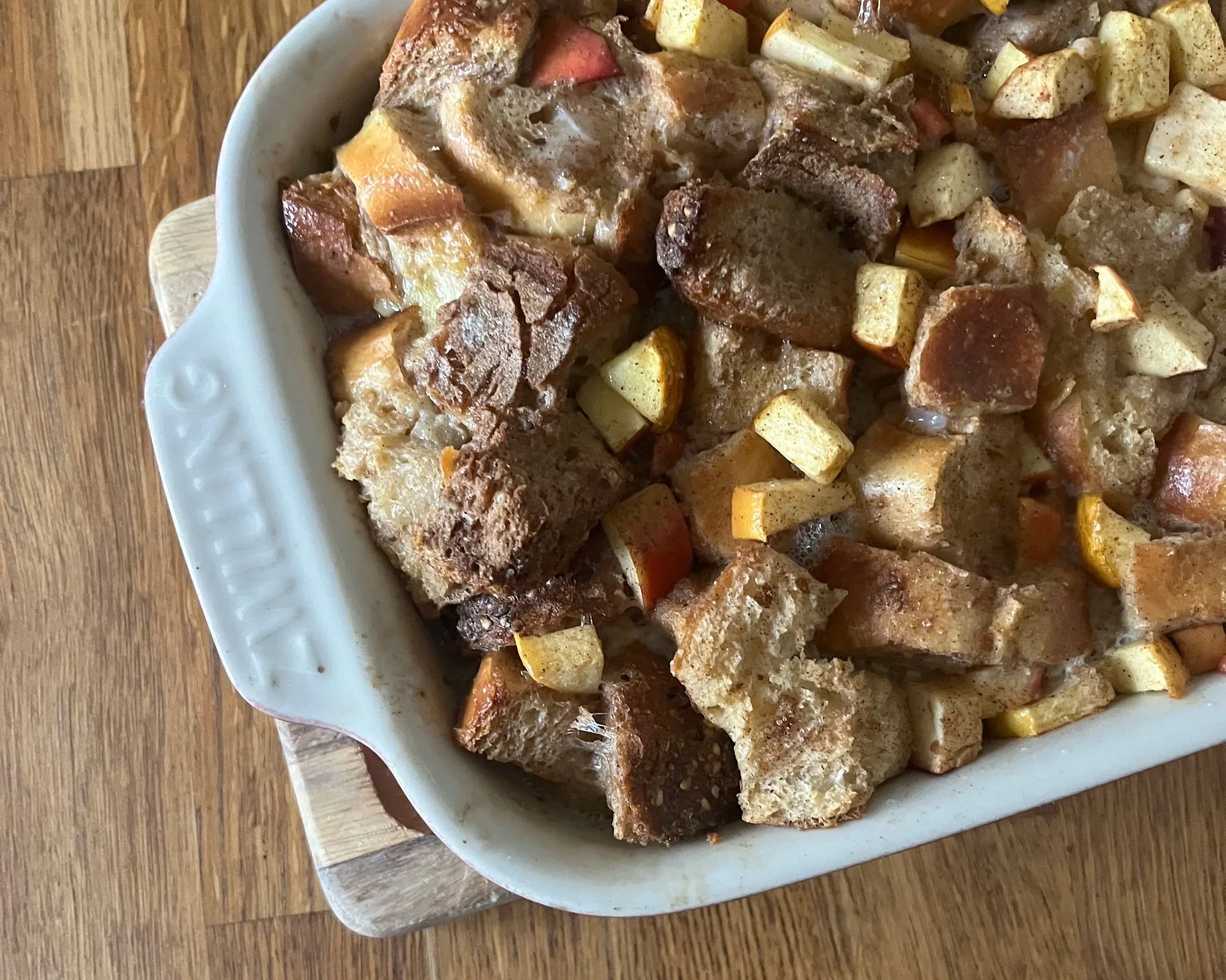 baked apple and cinnamon bread