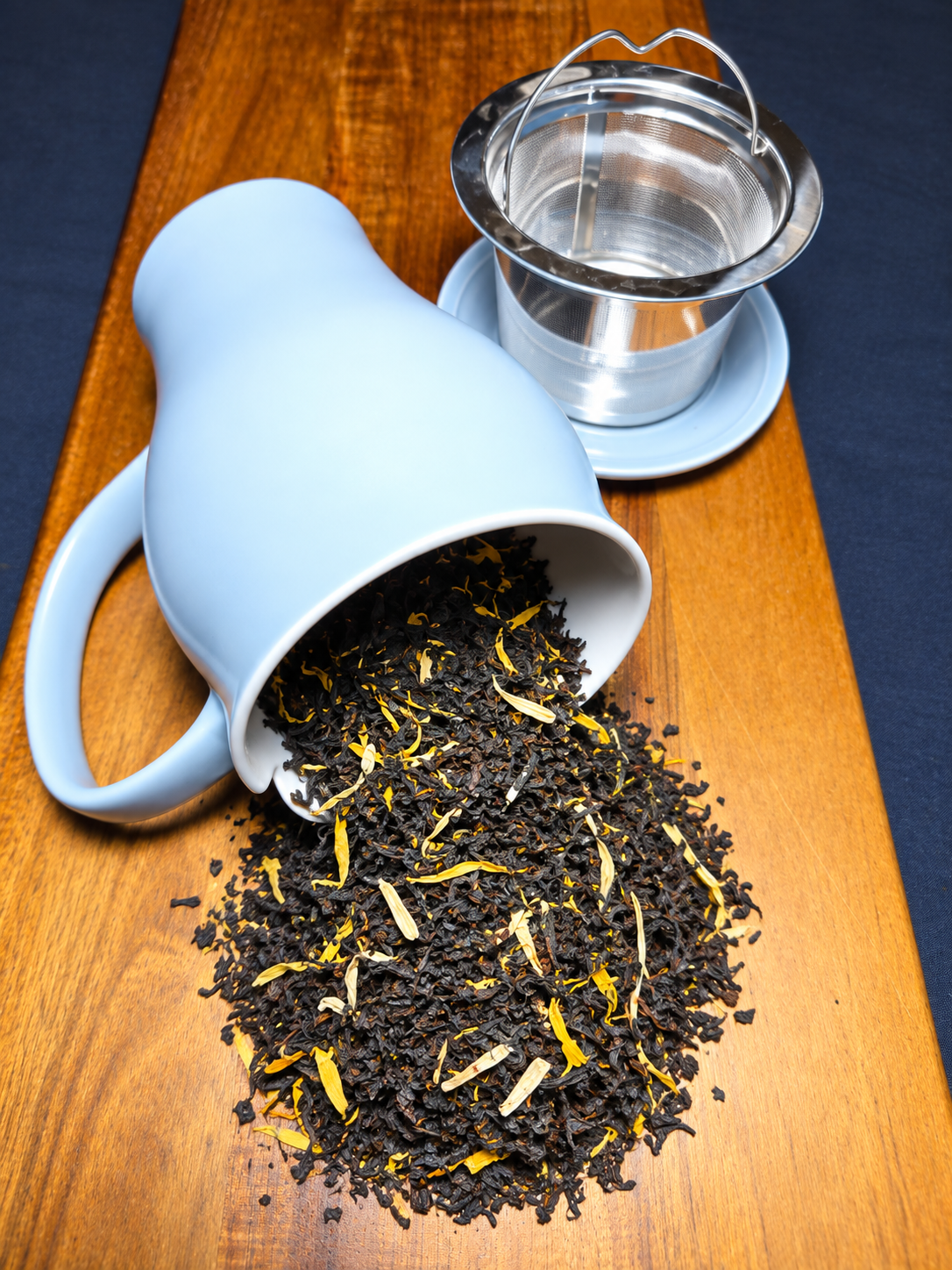 Gilded Lilly Earl Grey