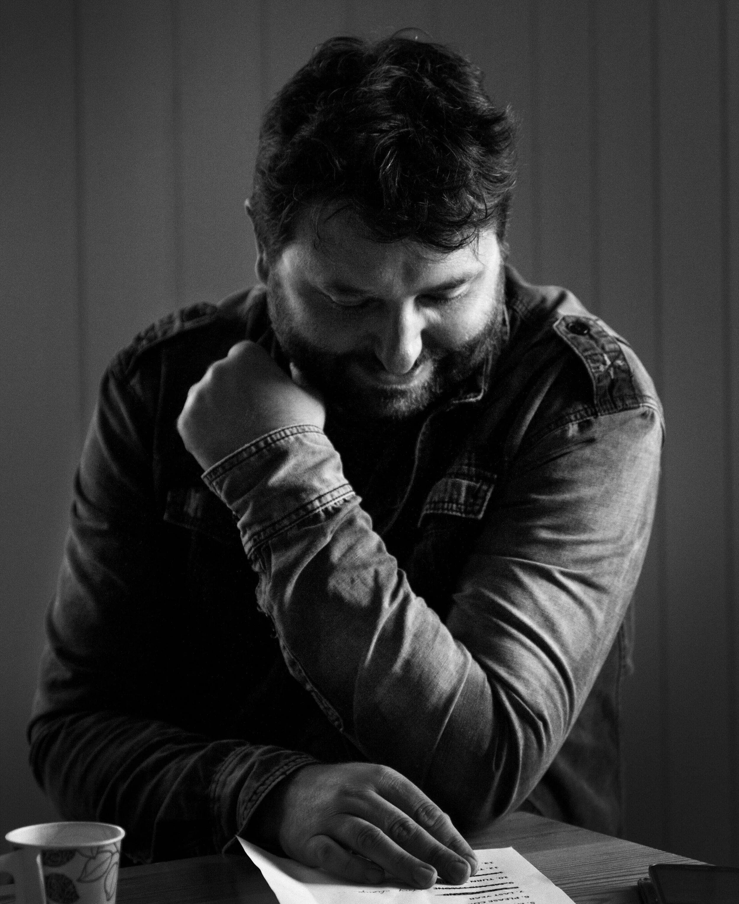 Endre Hindhammer ble med i bandet i 2011 og lager med sitt basspill en solid grunnmur. Med et musikalsk sinn som et oppslagsverk er Endre et nøkkelelement i bandets utforming av nye låter.