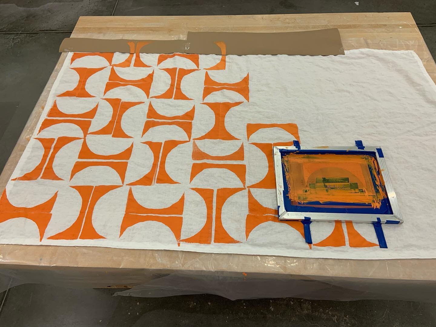 Tablecloth process- junior seminar &ldquo;dinner&rdquo;