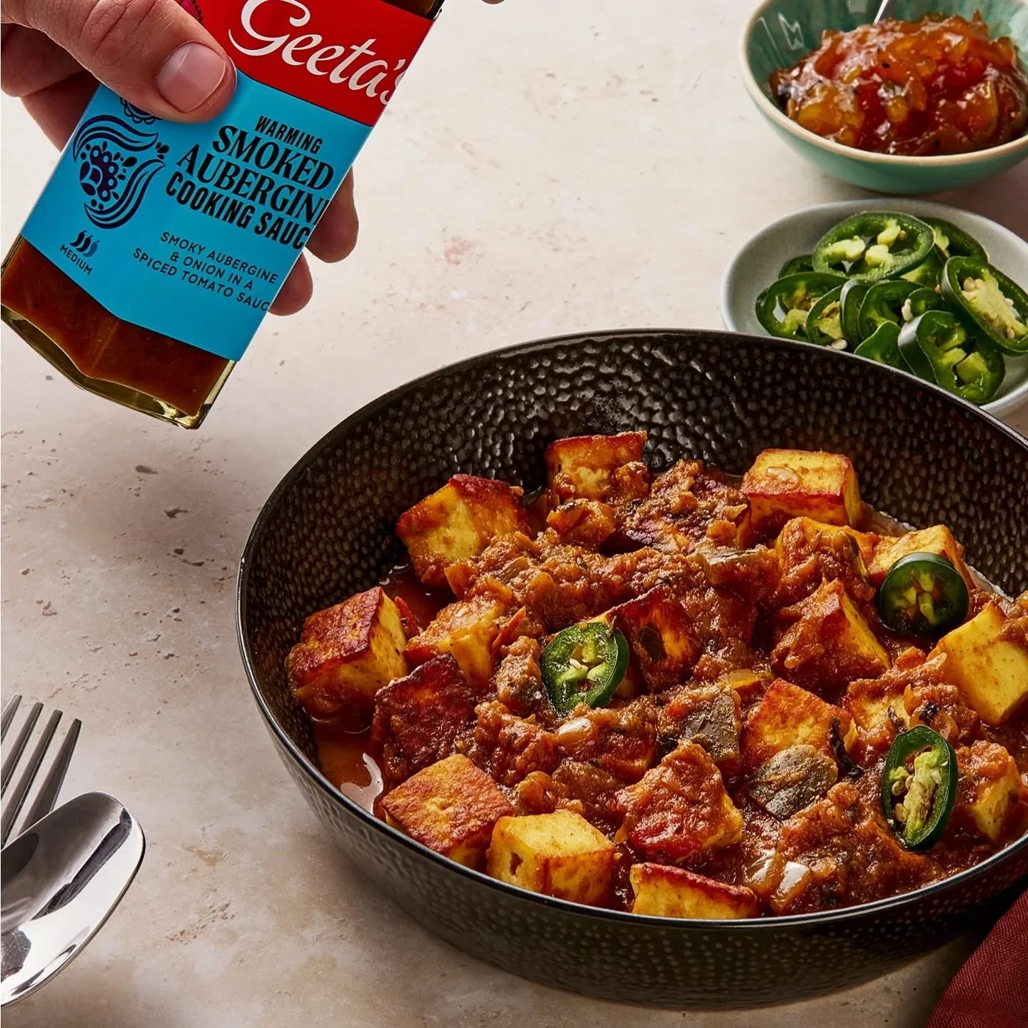 Turn up the heat on your midweek meals this winter ❄️🔥

@geetasfoods NEW Cooking Sauce range is the perfect fuss-free way to add big flavour, fast. Whip up a dreamy prawn linguine with Coconut Curry Leaf, level up your ratatouille with Smoked Auberg