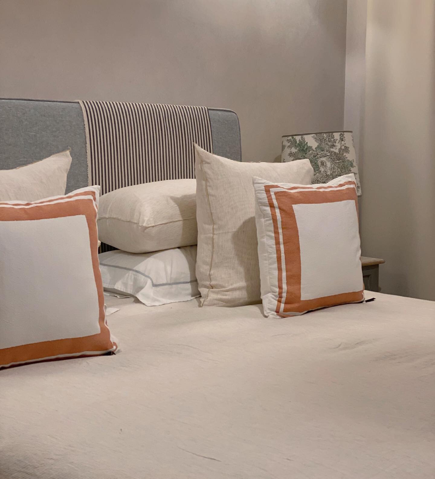 Bed of clouds &amp; earthy tones to evoke serenity

#luxuryrentals #slowliving