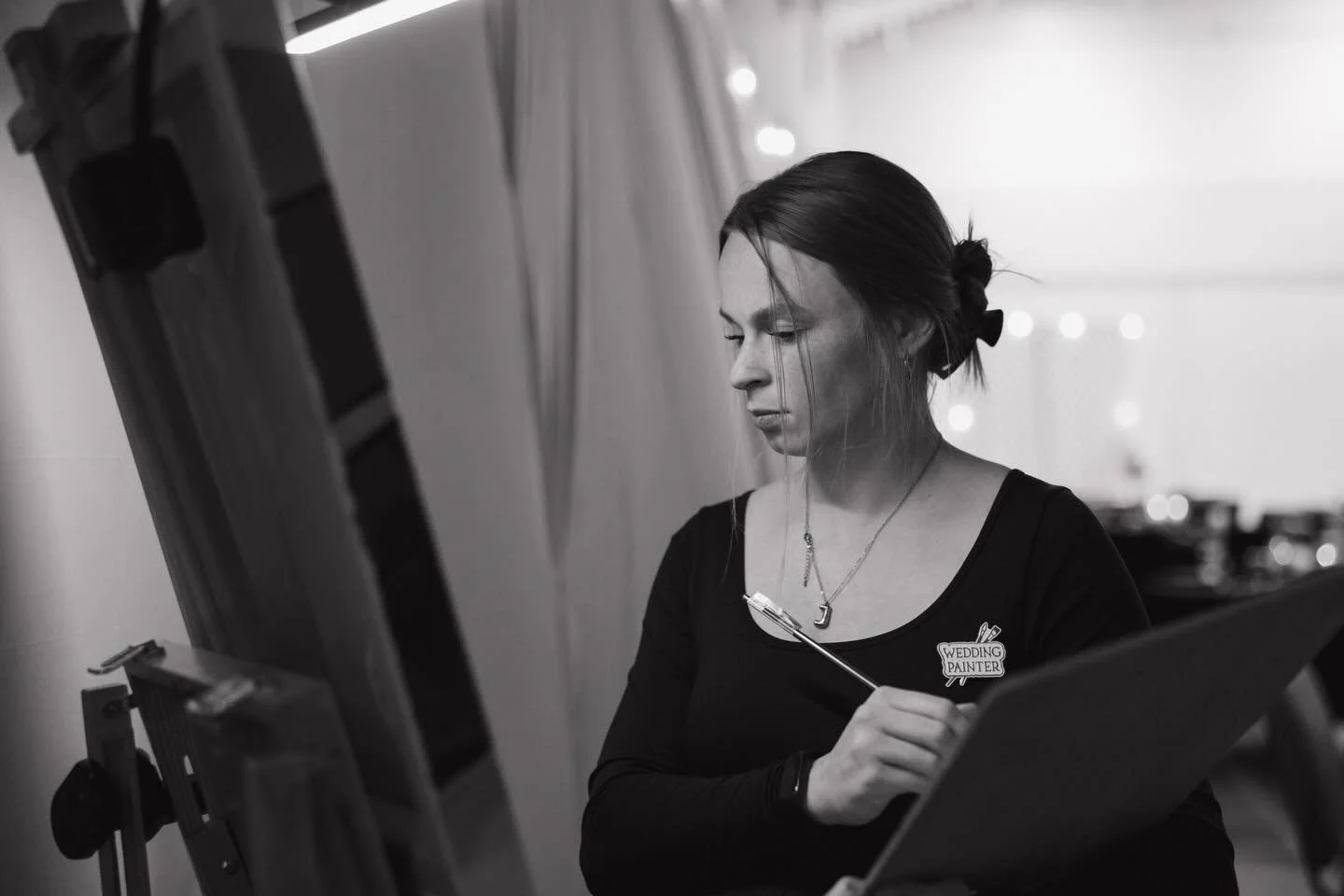 Hard to think I won&rsquo;t be painting at another wedding until May🥺 Man does this job fill my cup, but so does being a mama!! I&rsquo;ll be painting small studies in my studio for the next five weeks though to keep me fresh! Please reach out if yo