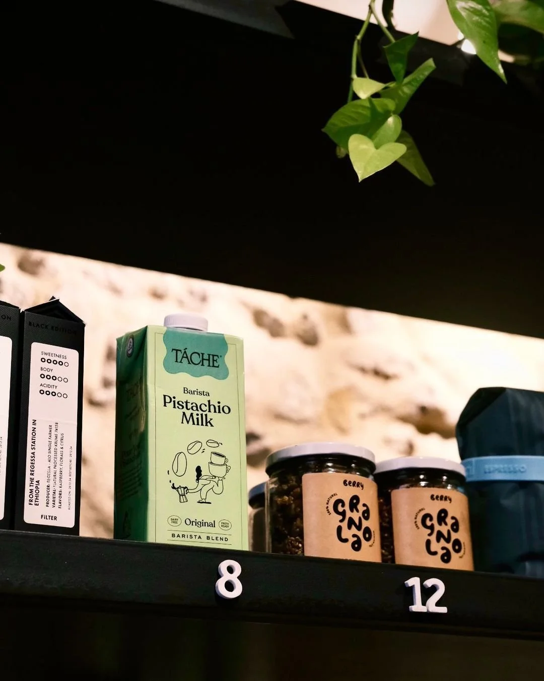 Combinations of your favorite Berry home goods, merchandise and coffee! 🤎

Cafe Berry
10, rue Chapon
Paris 3
#cafeberry #pariscafe #specialtycoffee #cafeberryparis #pistachiomilk #granolaparis #brunchparis3