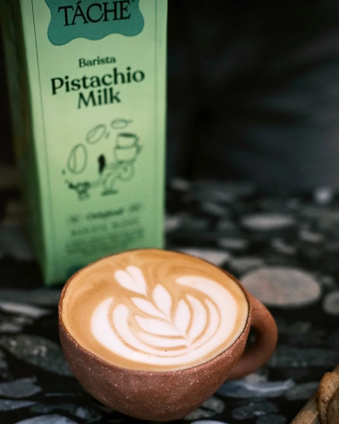 Stop by to get our favorite pistachio milk lattes for free this weekend.
25 free pistachio milk lattes ! Be Quick ! 💚☕️
@tachepistachiomilk X @cafe_berry_paris_