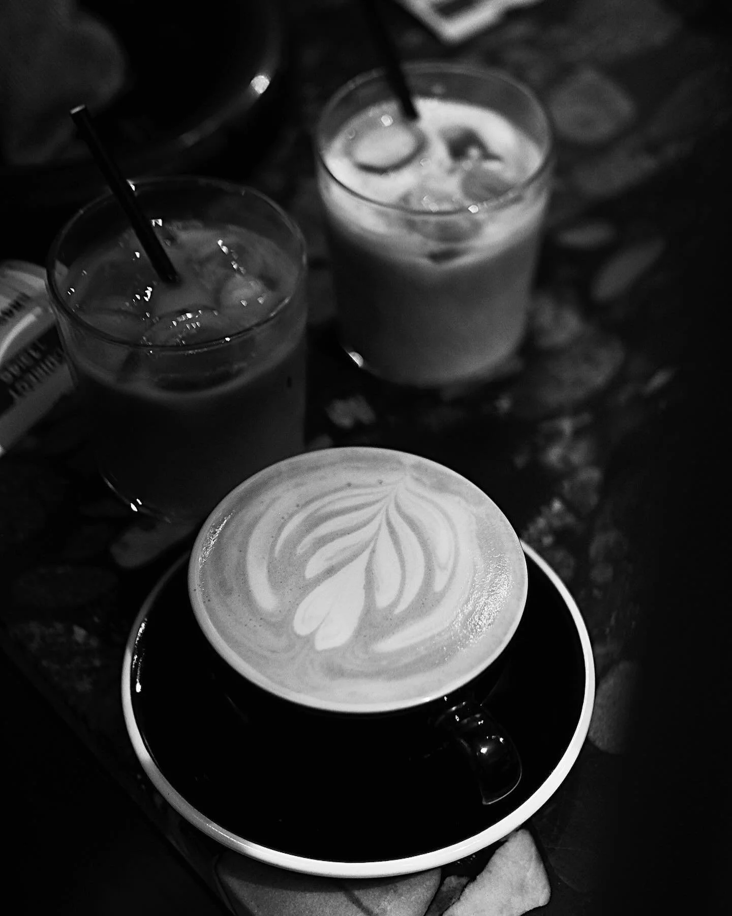 Week-end ☕️
Coffee, Brunch, pastries all day. 

Caf&eacute; Berry
10, rue Chapon 
Paris3