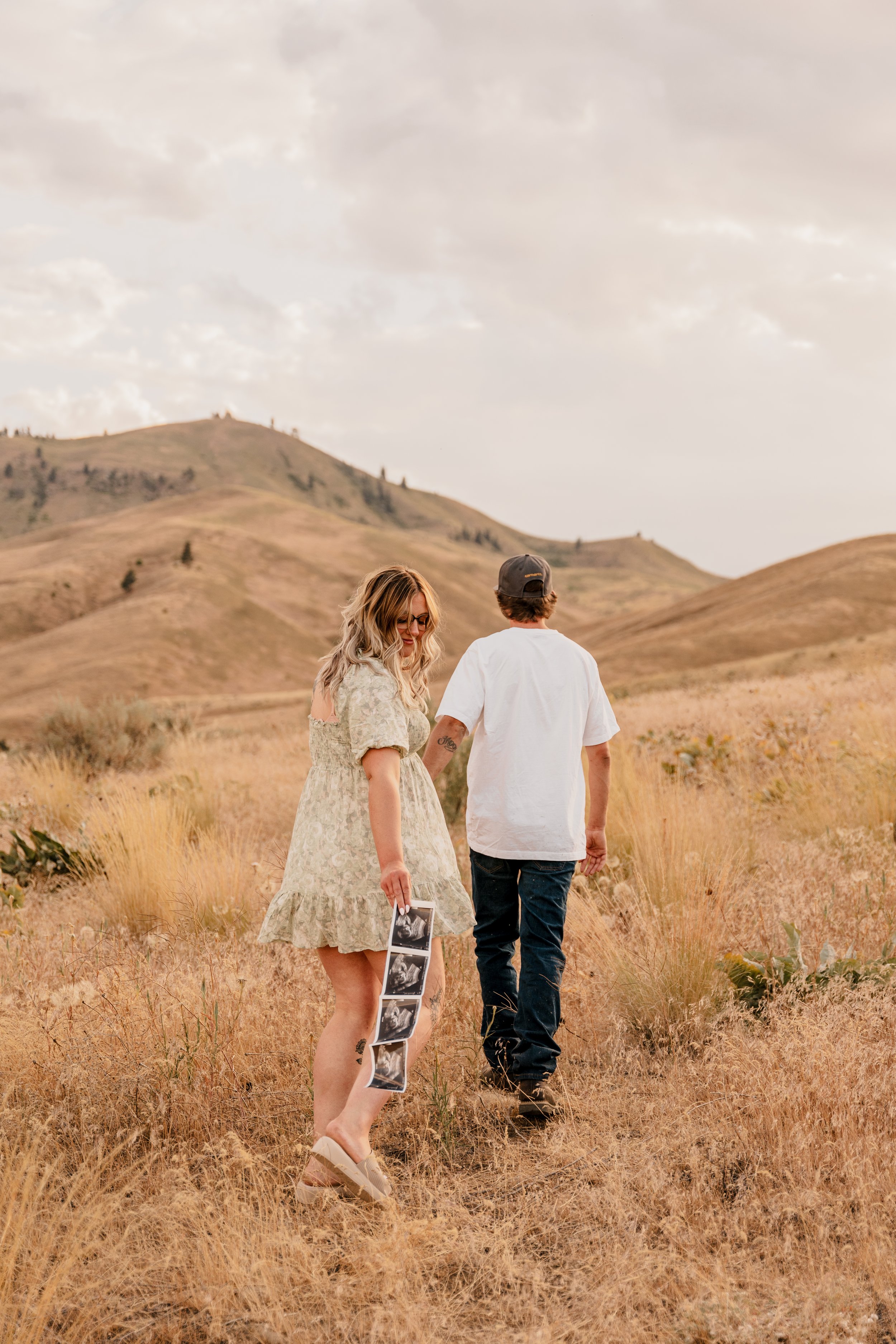 Kelsie-Colton-Maternity-22.jpg