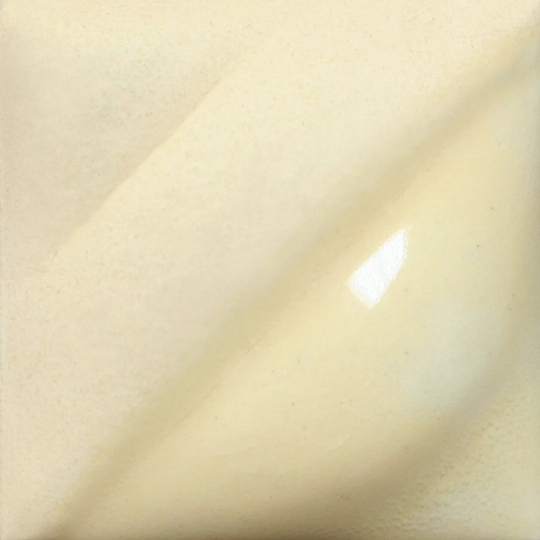 Amaco Velvet V-301 Ivory Beige Underglaze
