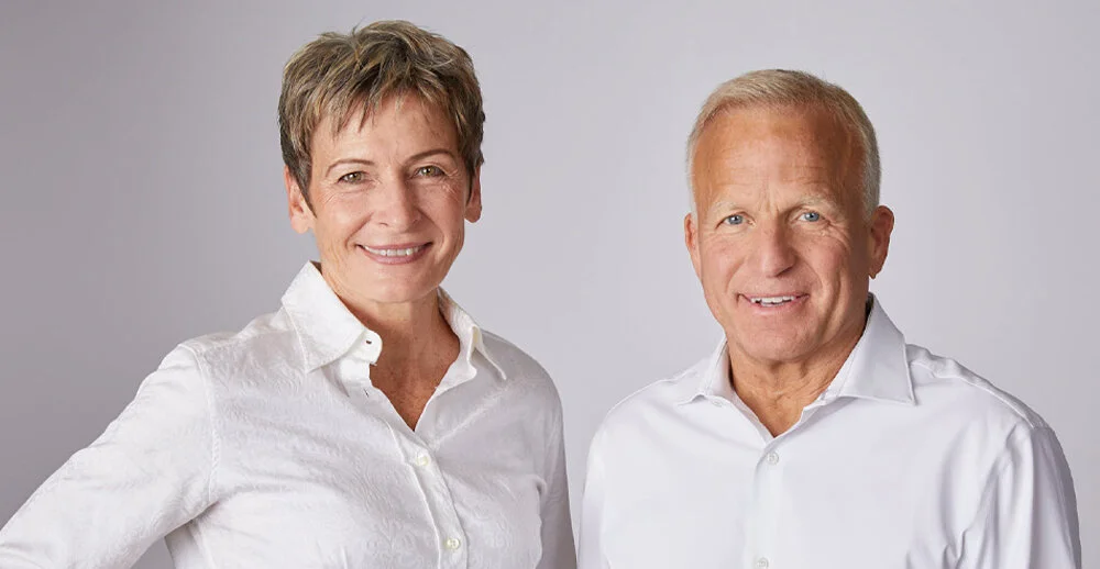 Axiom Space Ax-2 Commander Peggy Whitson and Pilot John Shoffner.  (Download)