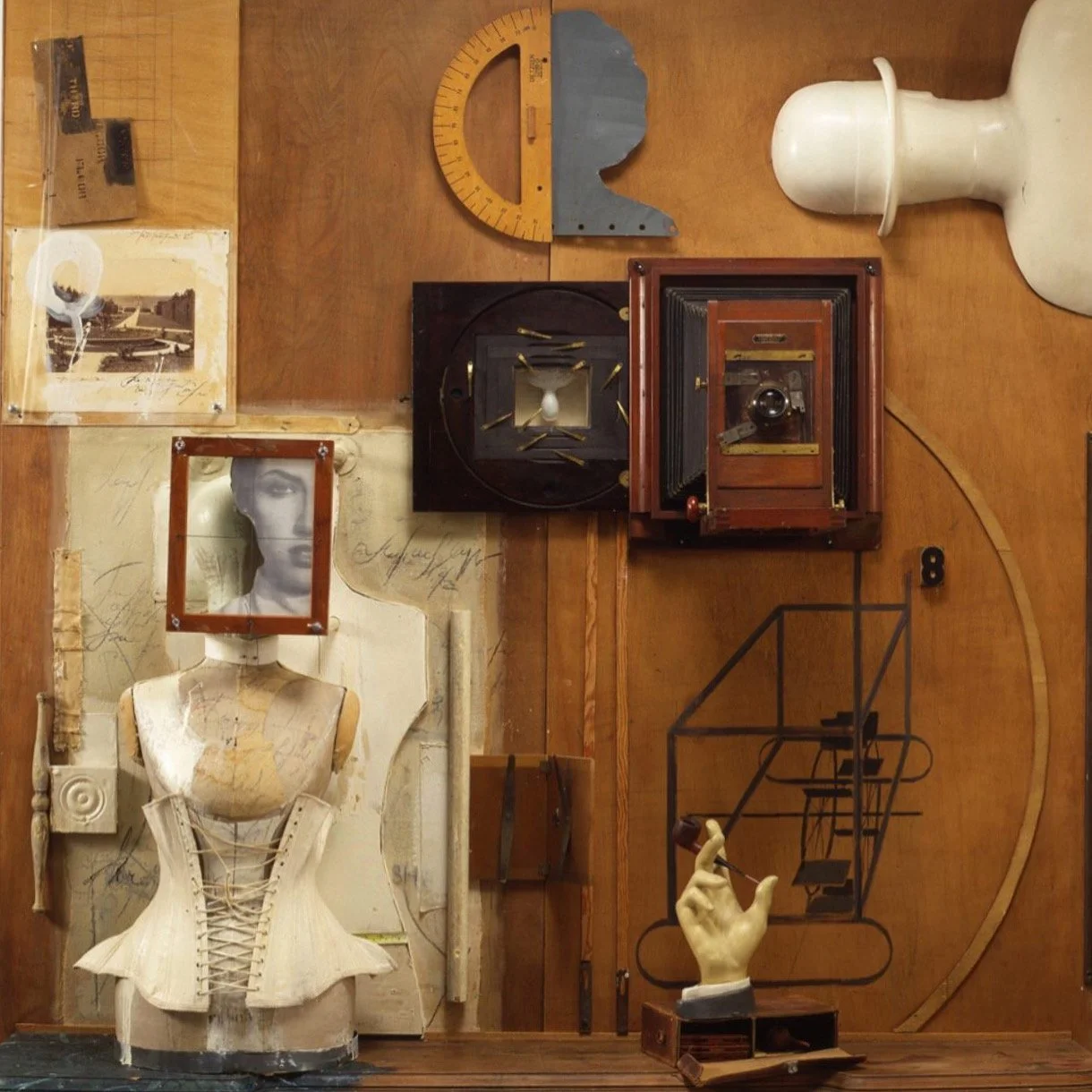 LARGE CAMERA, 1993 
Found objects on wood panel, 80″x 72″x 12″ Provenance: 
State Russian Museum, St. Petersburg, Russia, 2007 
Margulies Taplin Gallery, 1993 