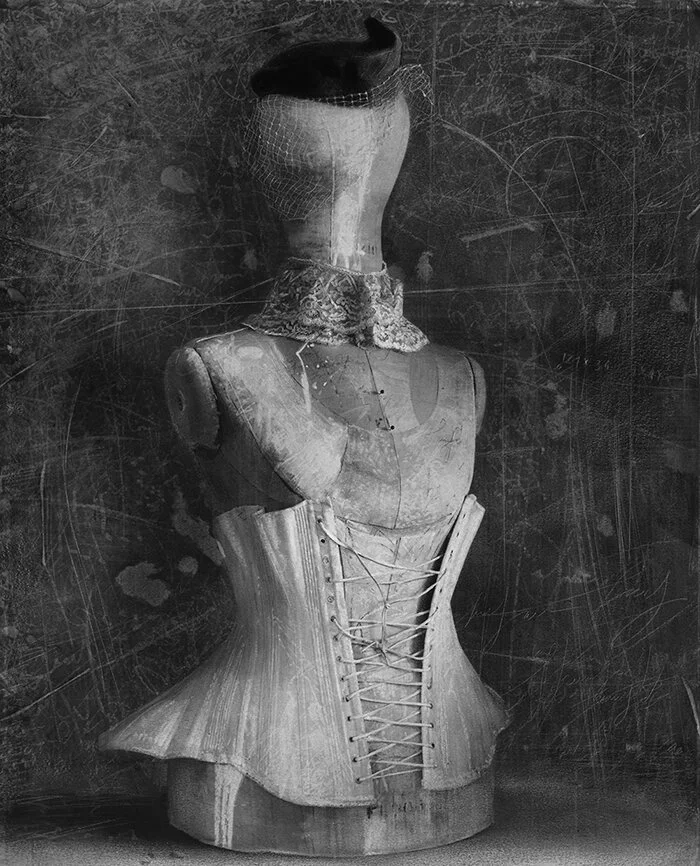 HIDDEN CHARMS Graphite on paper | 32"x 26", 1998