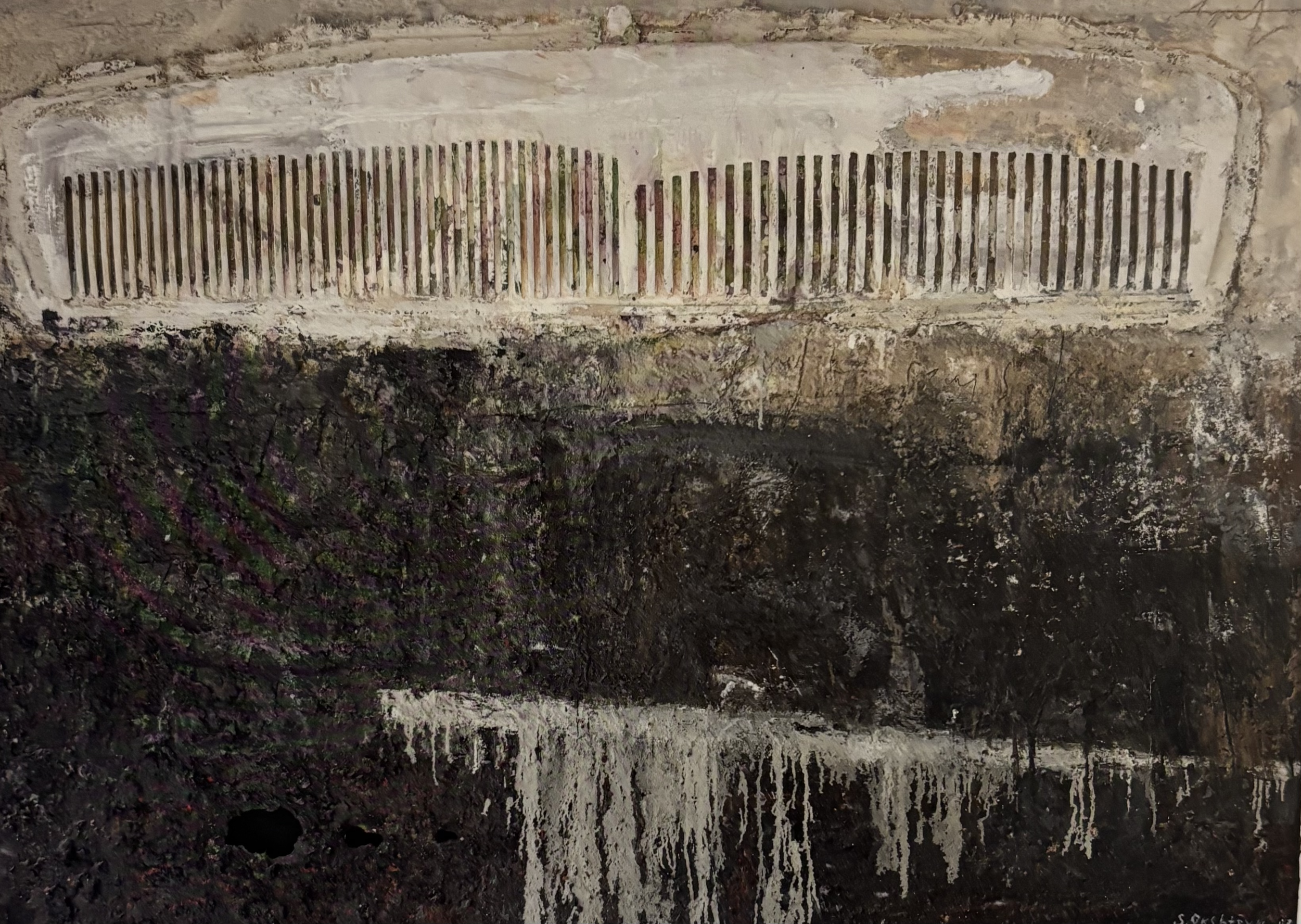 COMB | WHITE, 2003  
Oil, cement, fiberglass comb on canvas  66 x 80 x 1 in. (167.6 x 203.2 x 2.5 cm)