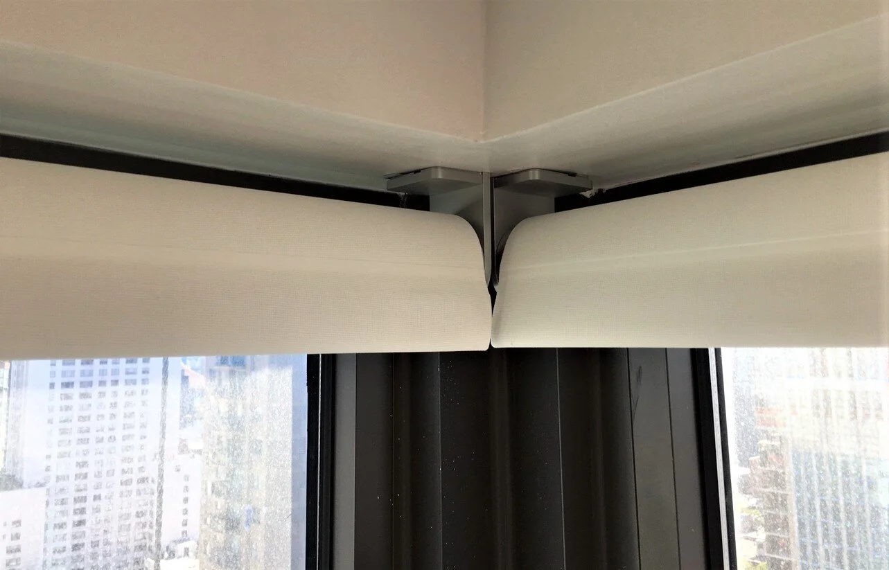 Ceiling Corner Mount
