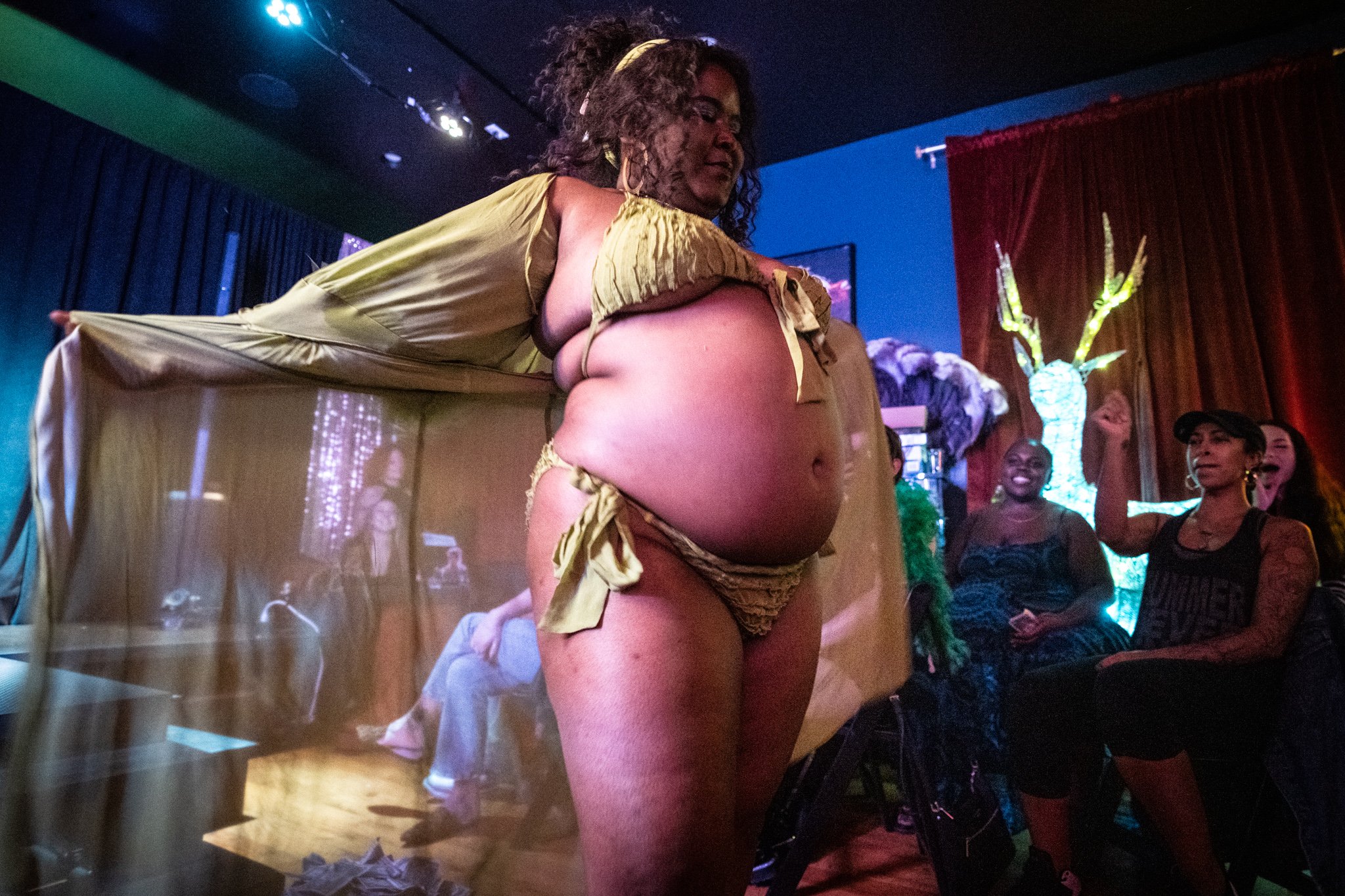 2025-Summer-SchoolOfBurlesque-Show2 (111 of 228).jpg