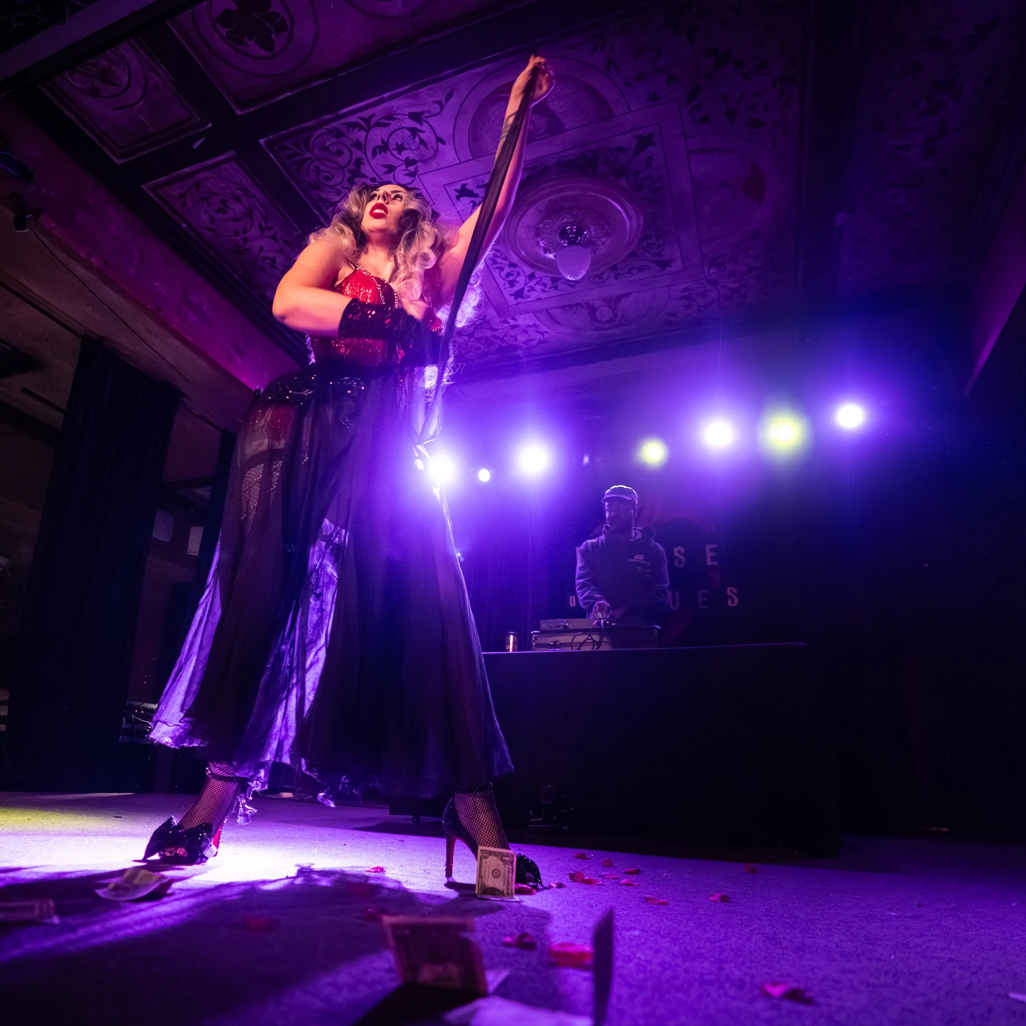 2026-Teaser-RhinestoneRodeo-ValeriaVonVoss (19 of 38).jpg