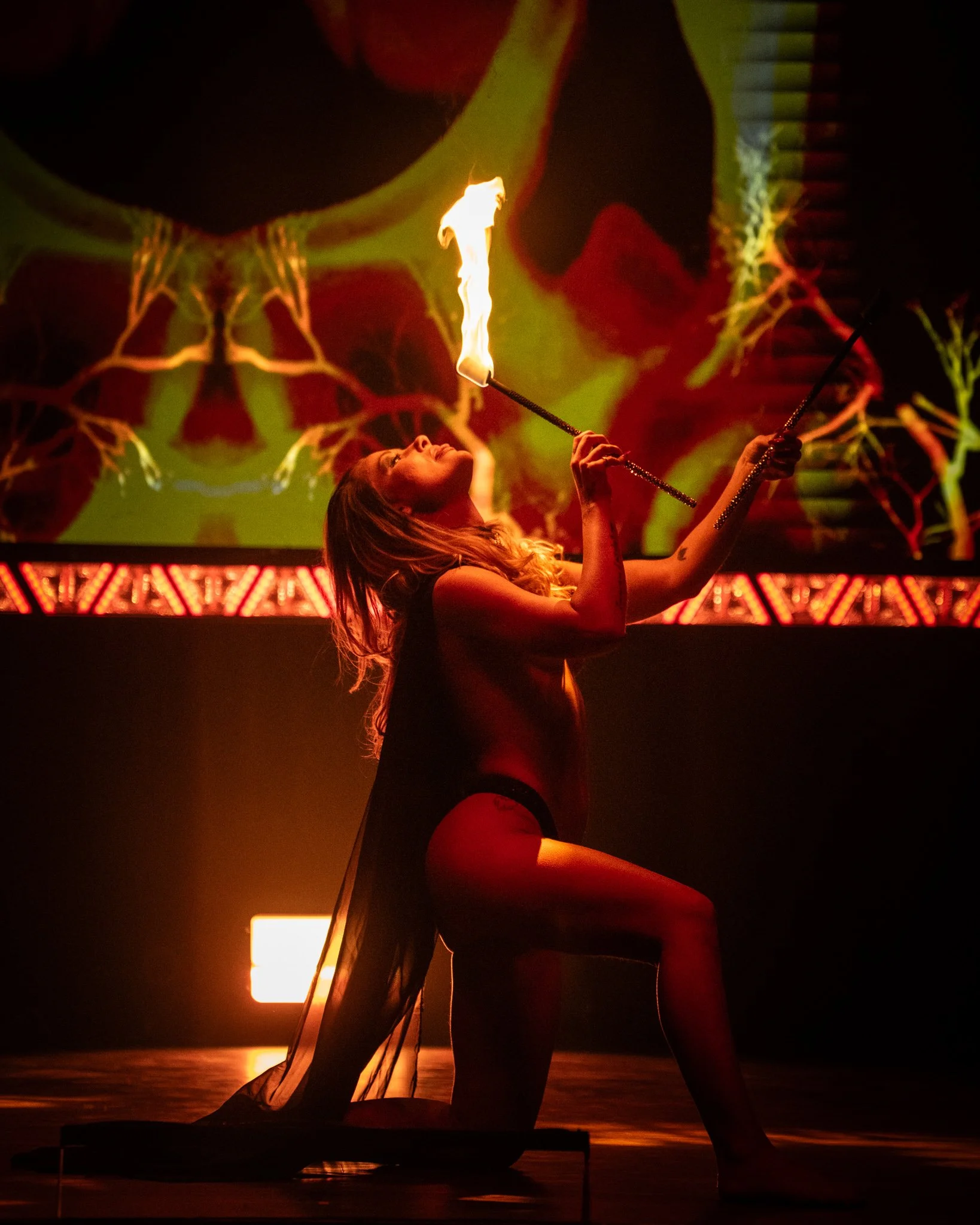 2025-Dec-FreakShowPeepShow (77 of 197).jpg