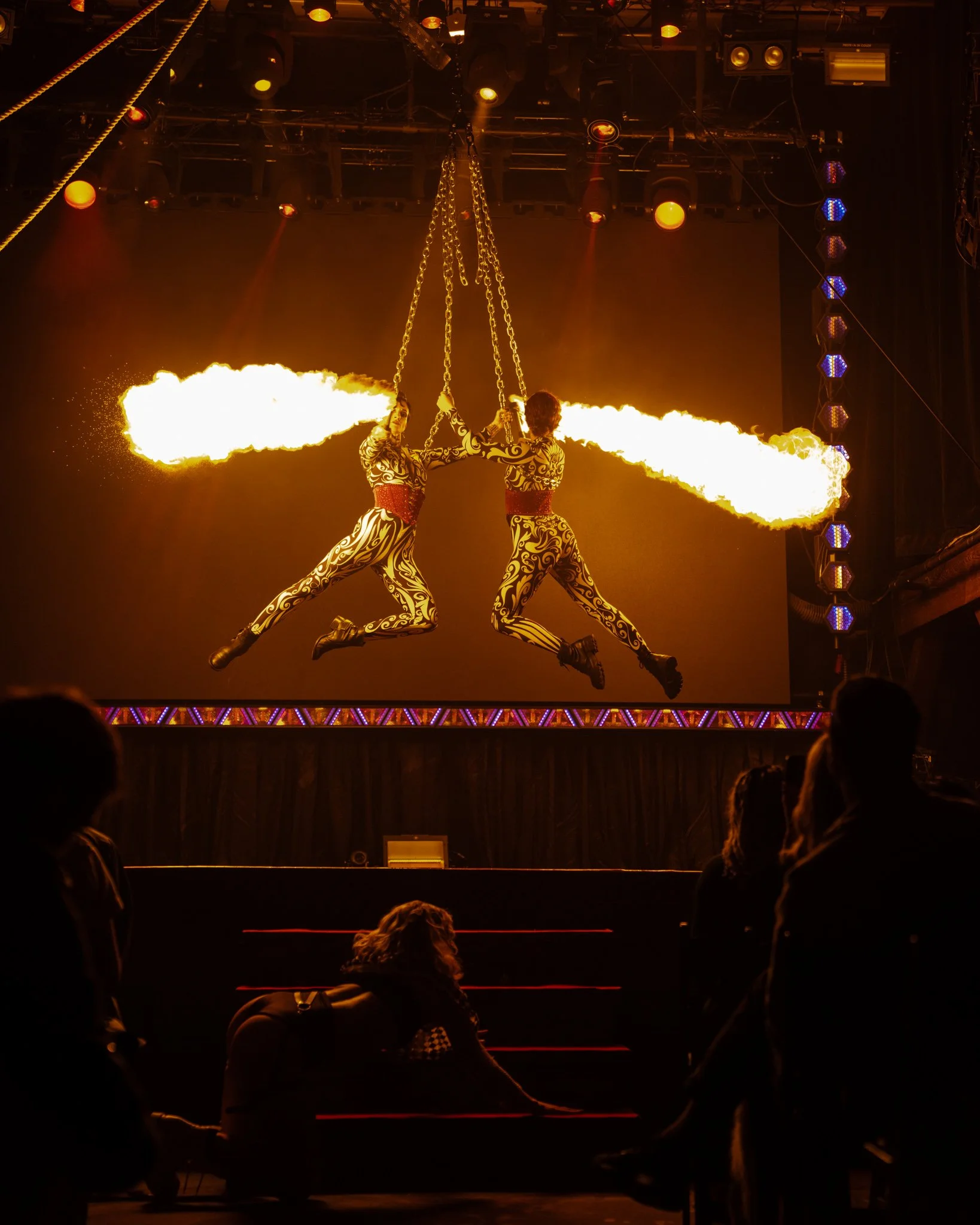 2025-Dec-FreakShowPeepShow (156 of 197).jpg